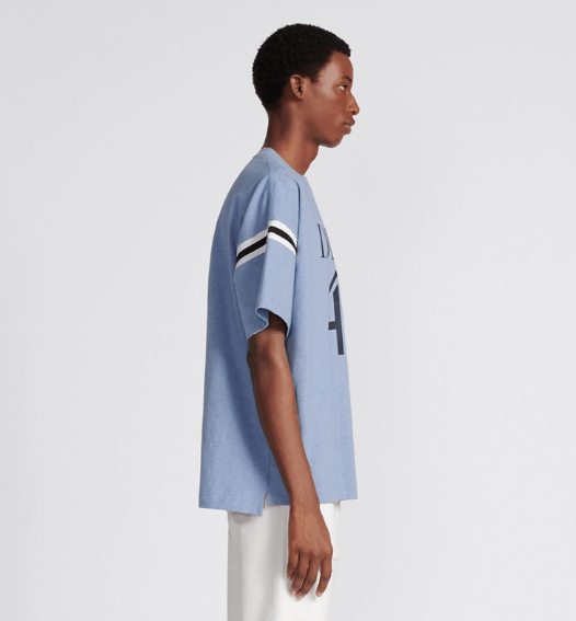 Dior o1w1db11225 413J64 Oversized T-Shirt in Blue Size US M / EU 48-50 / 2 - 5 Thumbnail