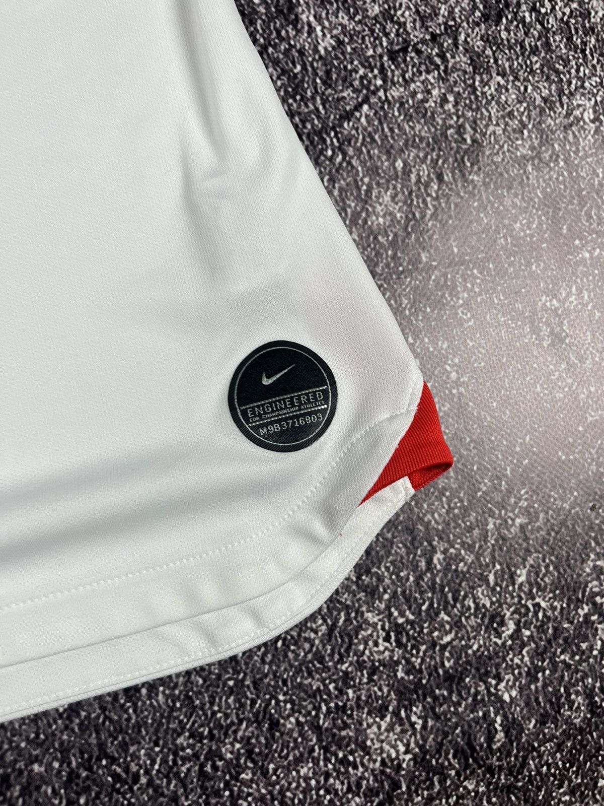 Nike England The Lionesses 2019/2020 Women’s Football Jersey Nike Size XS / US 0-2 / IT 36-38 - 2 Thumbnail