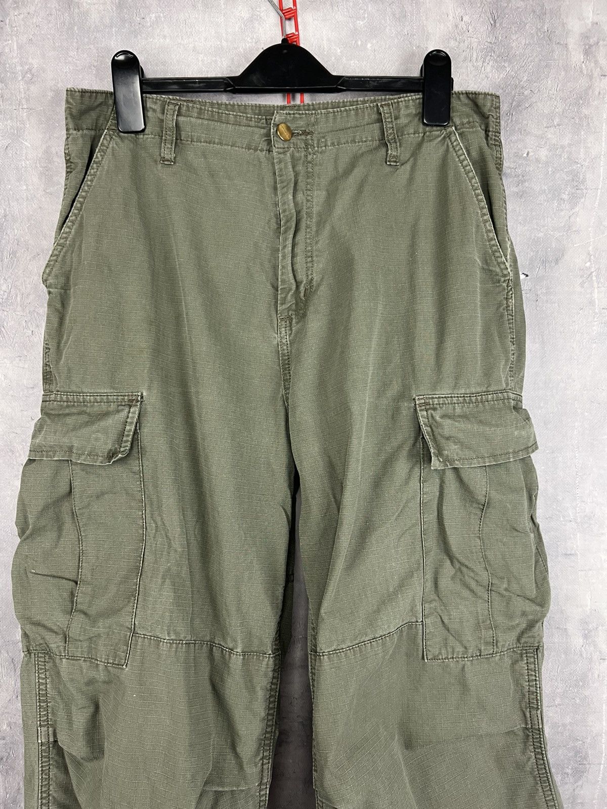 Carhartt Wip Vintage Y2K Carhartt WIP Military Cargo Pants Baggy Sz31x30 Size US 32 / EU 48 - 6 Thumbnail