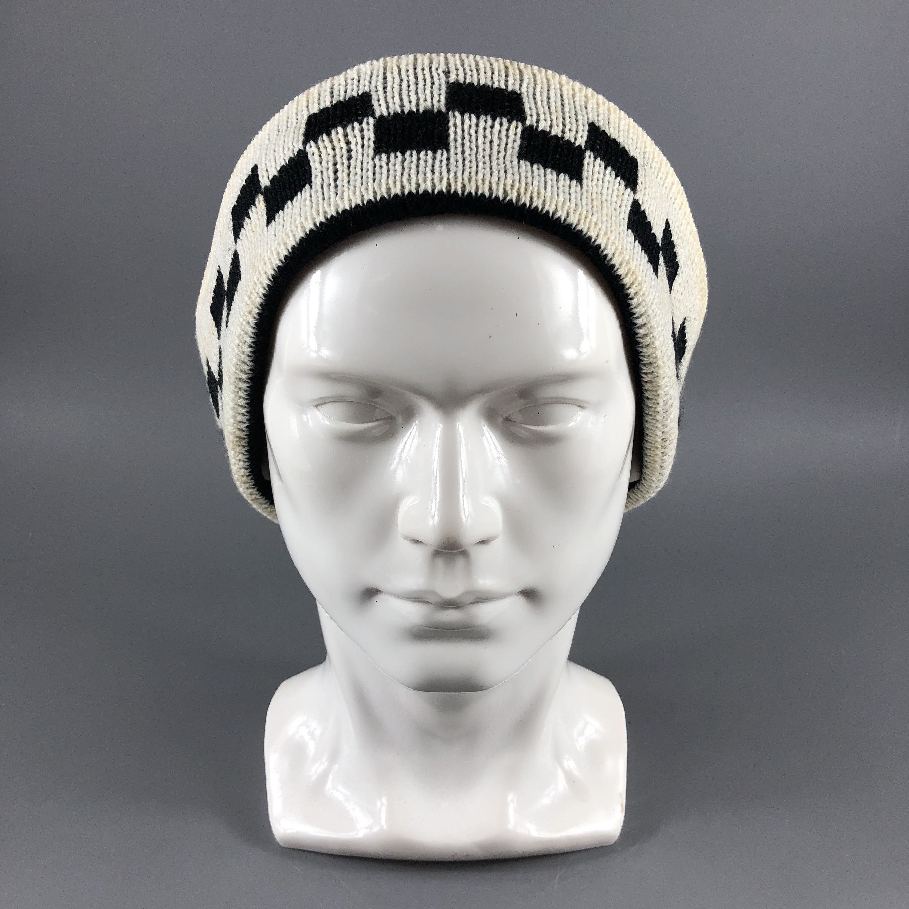 image of Vintage Crochet Checkered Beanie Snow Hat Snow Cap B082, Men's