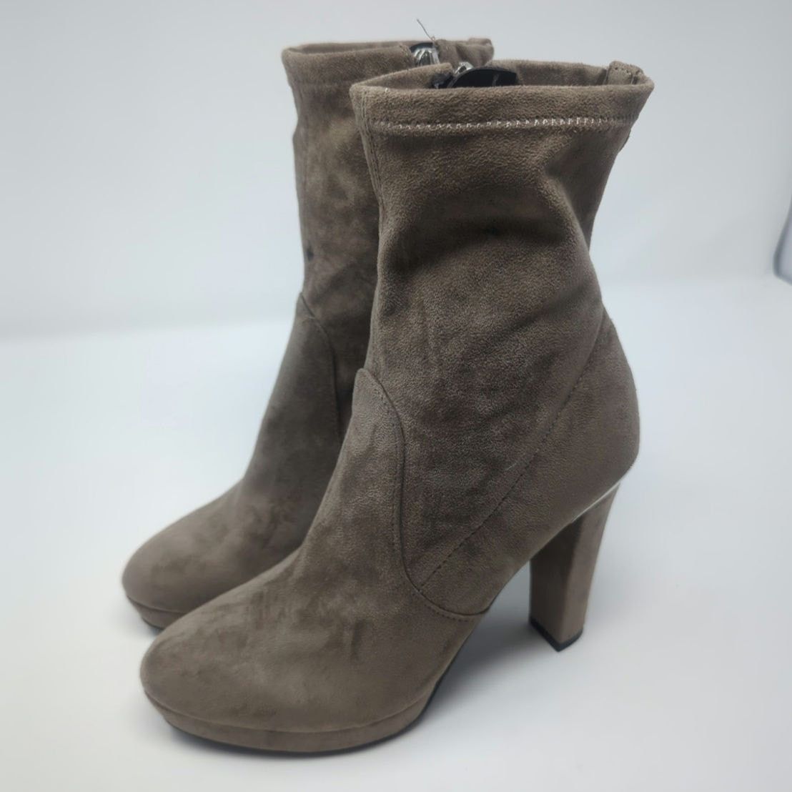 Other G By Guess Brown Velvet Heel Boots Booties Womens Size 6 Size US 6 / IT 36 - 1 Thumbnail