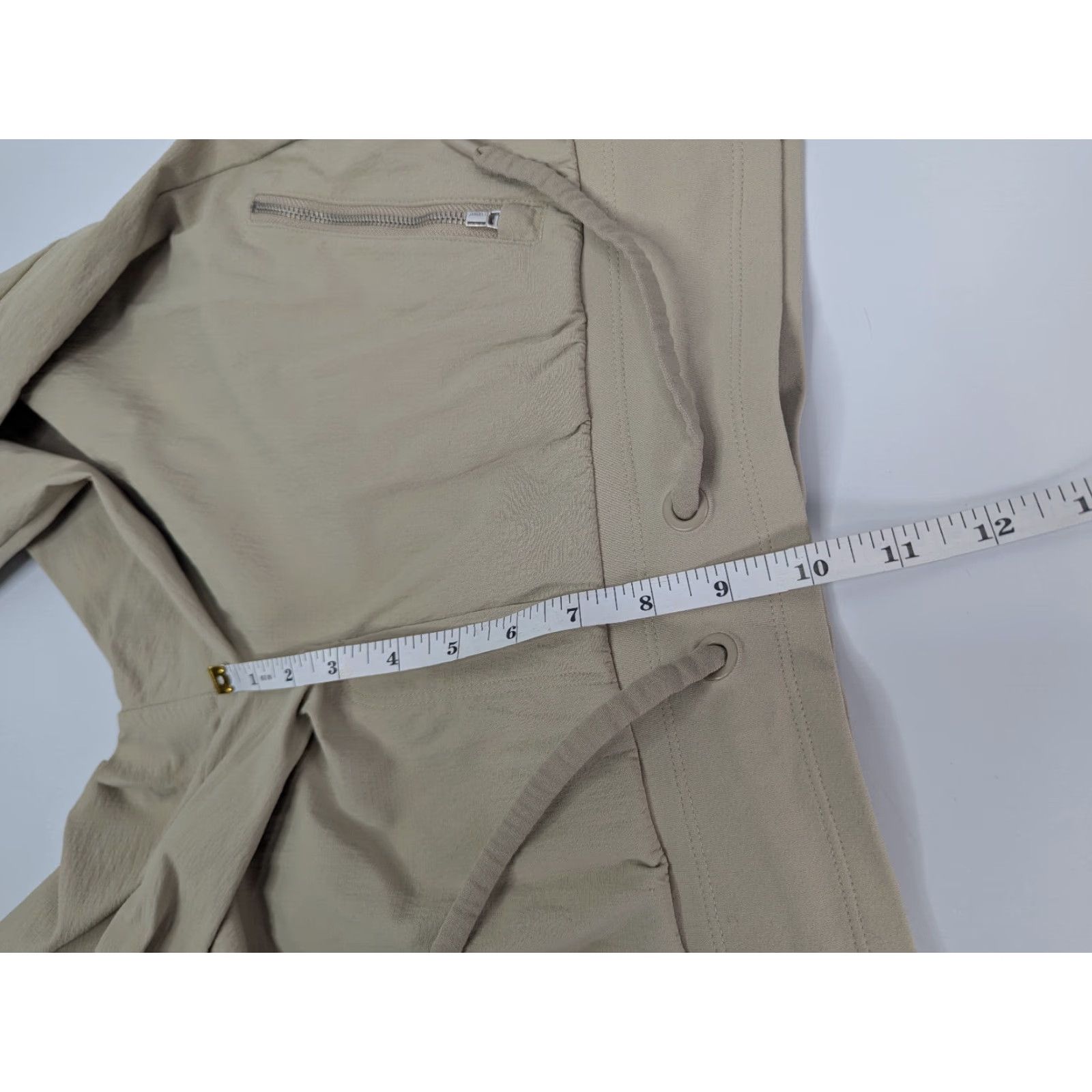 Athleta Athleta Pants Jogger 12 Beige Nylon Pockets Drawstring Trekkie North High Rise Size 34" / US 12 / IT 48 - 6 Thumbnail
