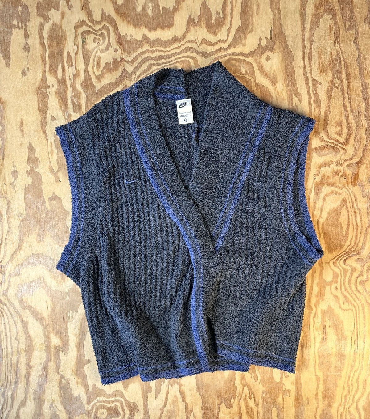 Nike Nike Vintage Terry Knit Sweater Vest | Size M | Y2K Vibes Size M / US 6-8 / IT 42-44 - 1 Thumbnail