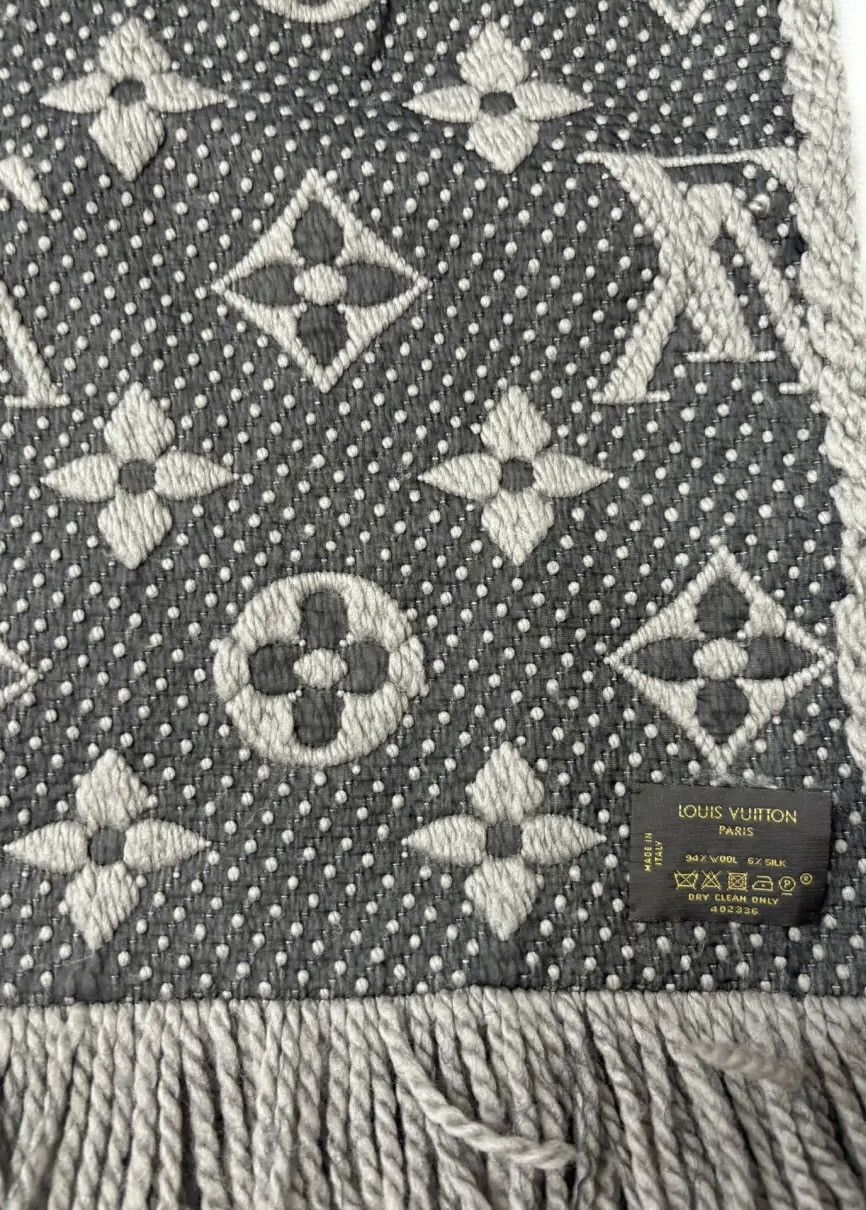 Louis Vuitton Louis Vuitton Logomania Wool Scarf Size ONE SIZE - 7 Thumbnail