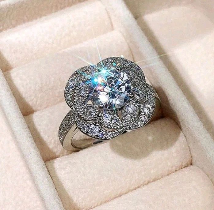 Other 1.67Ct White Round Cut CZ Engagement Ring Size 6 Size ONE SIZE - 1 Thumbnail