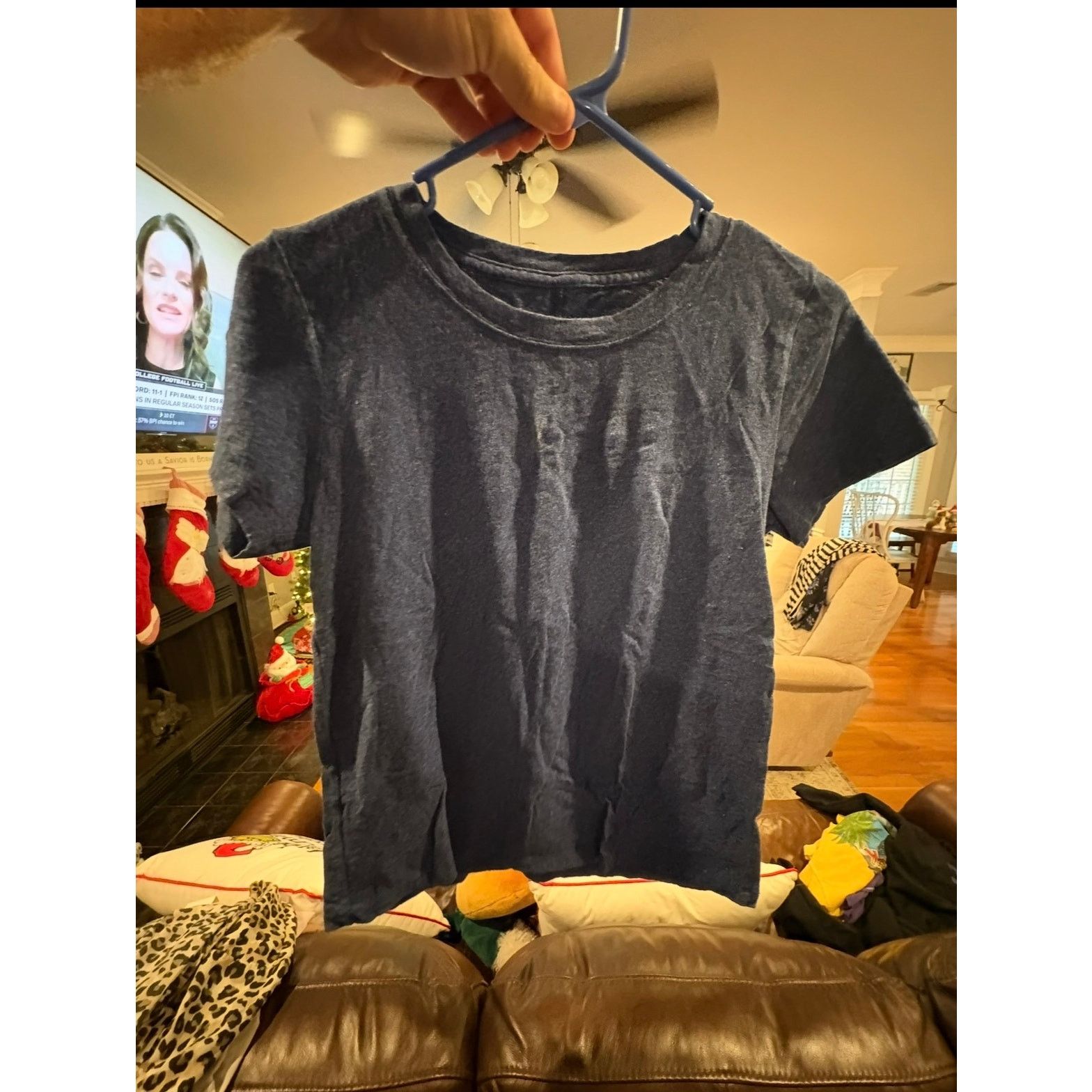 J.Crew J Crew Girlfriend Tee Women’s Small Short Sleeve T Shirt Size S / US 4 / IT 40 - 2 Thumbnail