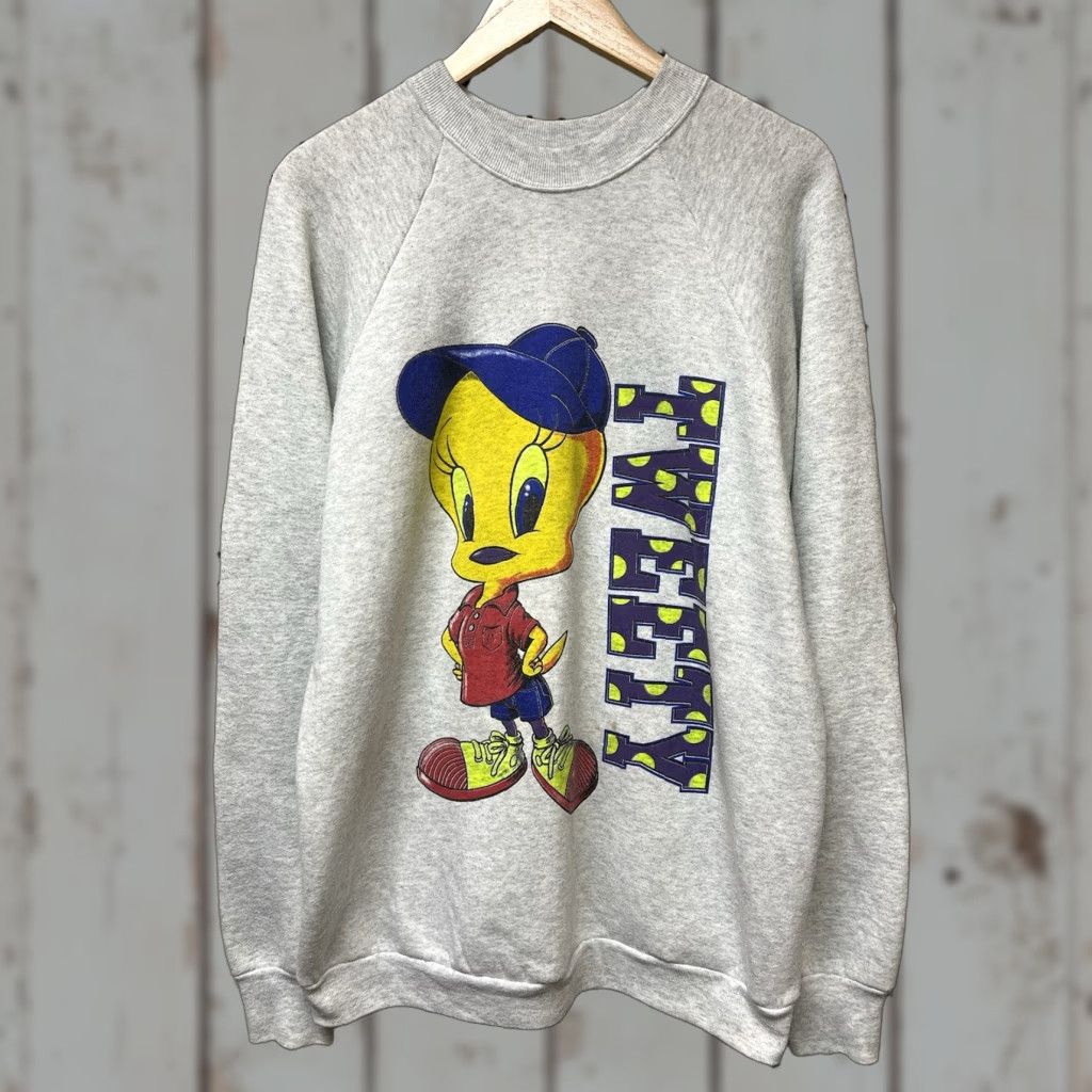 Fruit Of The Loom VINTAGE Fruit of the Loom Tweety Bird Sweatshirt Gray XL Men Pullover Crew Neck Graphic Print 90s Cartoon US Made Stains-pilling Size US XL / EU 56 / 4 - 1 Thumbnail