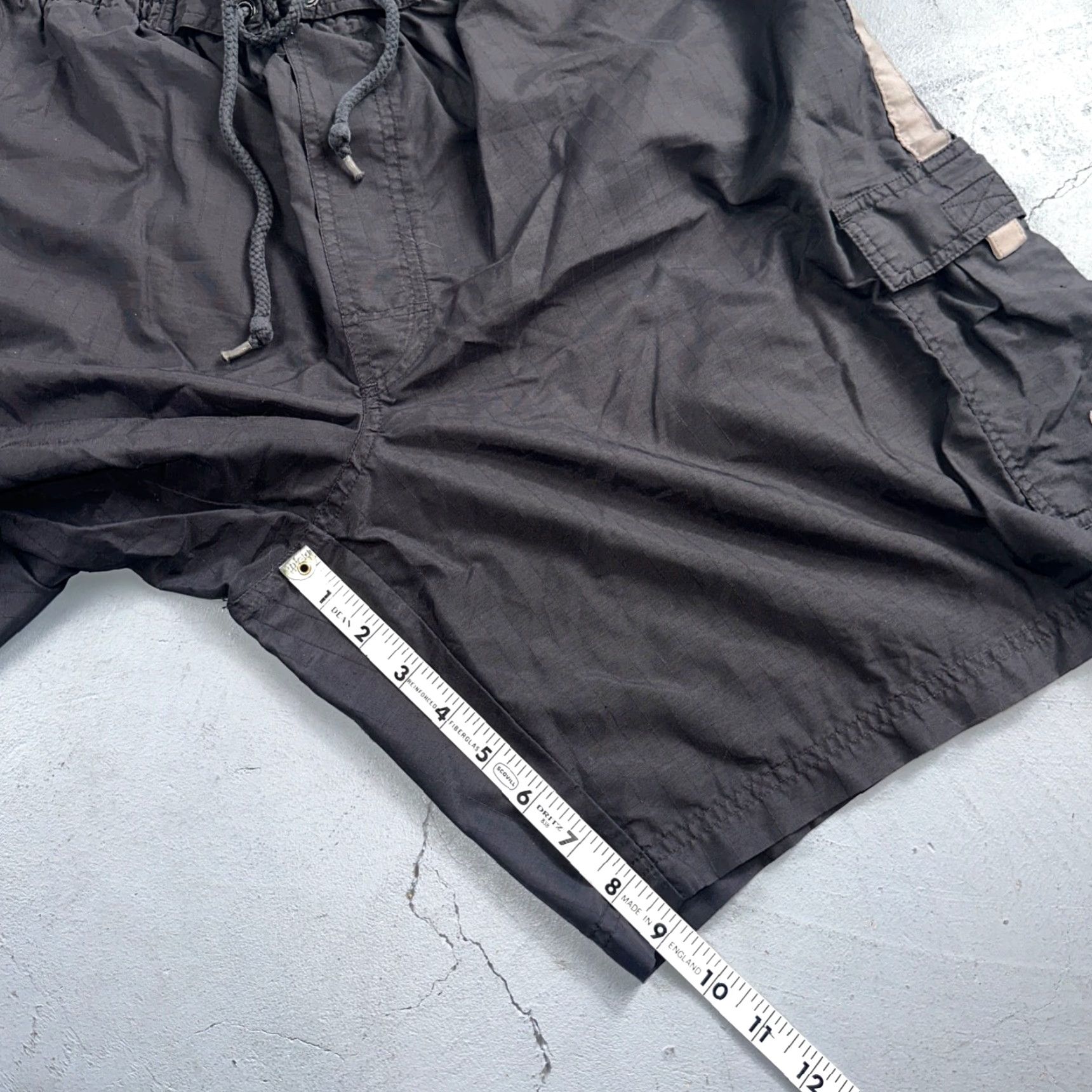 Nike VINTAGE Nike Black Nylon Shorts Sportswear 90s Swoosh XL Inseam 9” Track Running Men Size US 36 / EU 52 - 3 Thumbnail