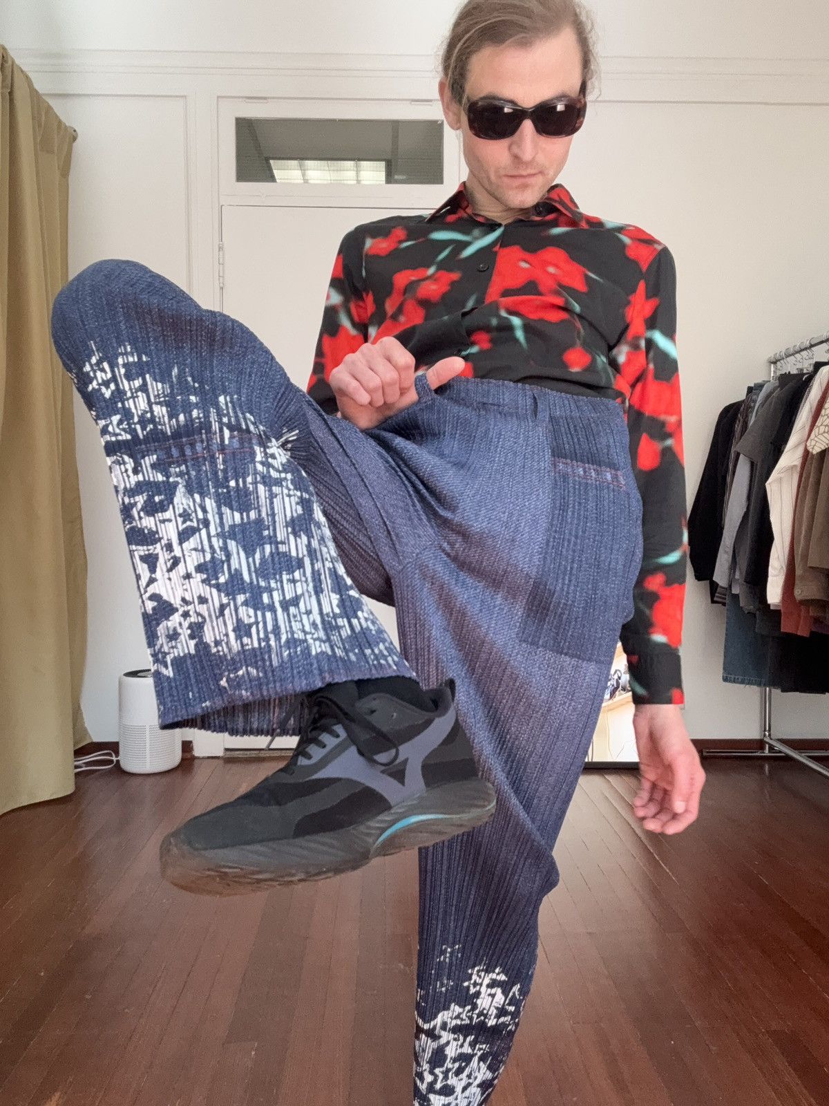 Pleats Please Issey Miyake PLEATS PLEASE Trompe L’Oeil Denim Printed Pants Size US 32 / EU 48 - 9 Thumbnail