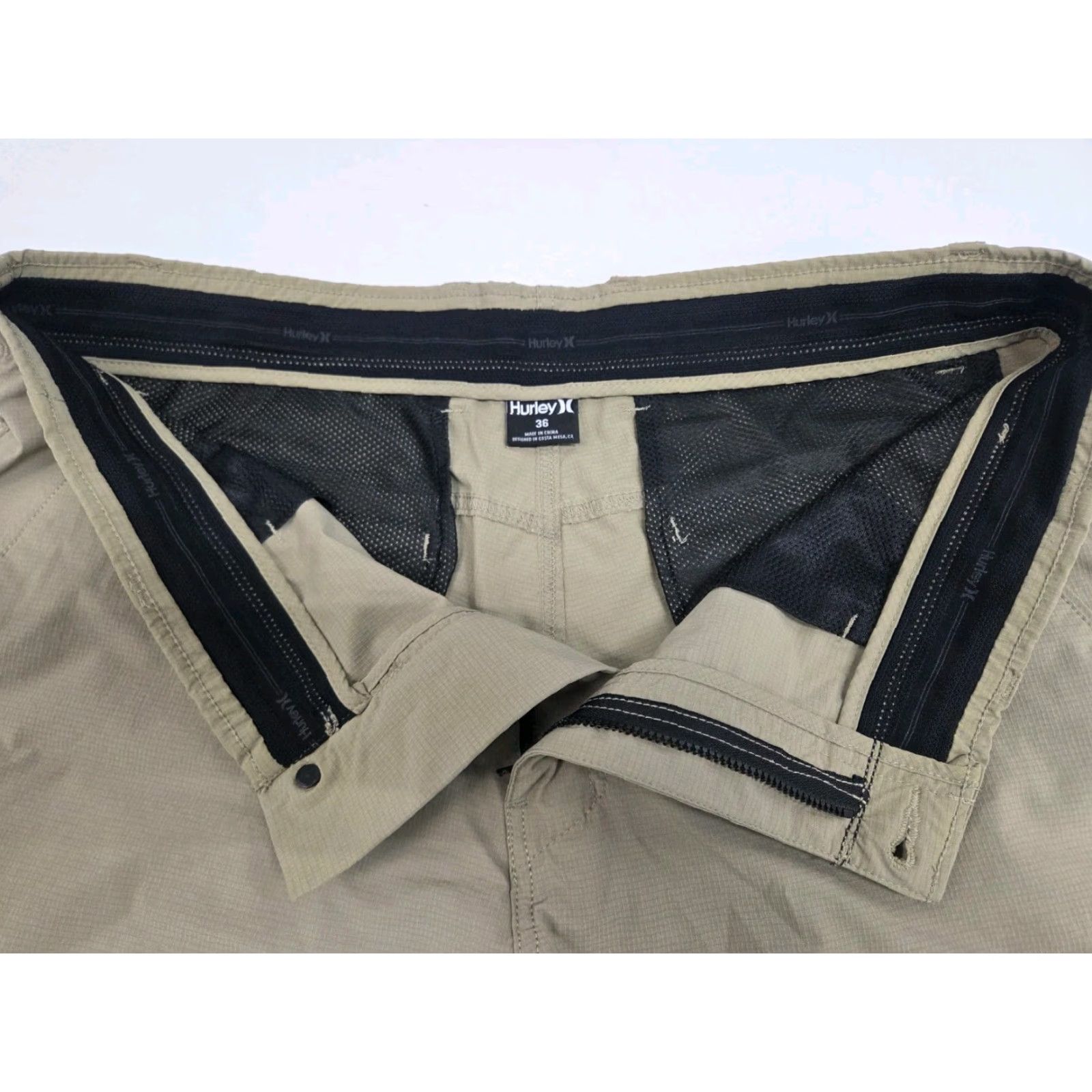 Hurley Hurley Mens Phantom Beige Chino Shorts 36 Regular Flat Front Zip Back Pocket Nylon Blend Short Pants Beige Mens Size US 36 / EU 52 - 3 Thumbnail