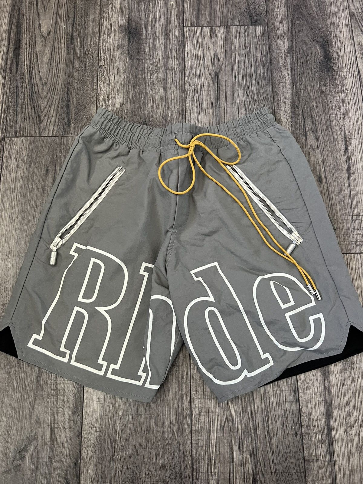 Rhude Rhude Grey Logo Shorts Size US 30 / EU 46 - 1 Thumbnail