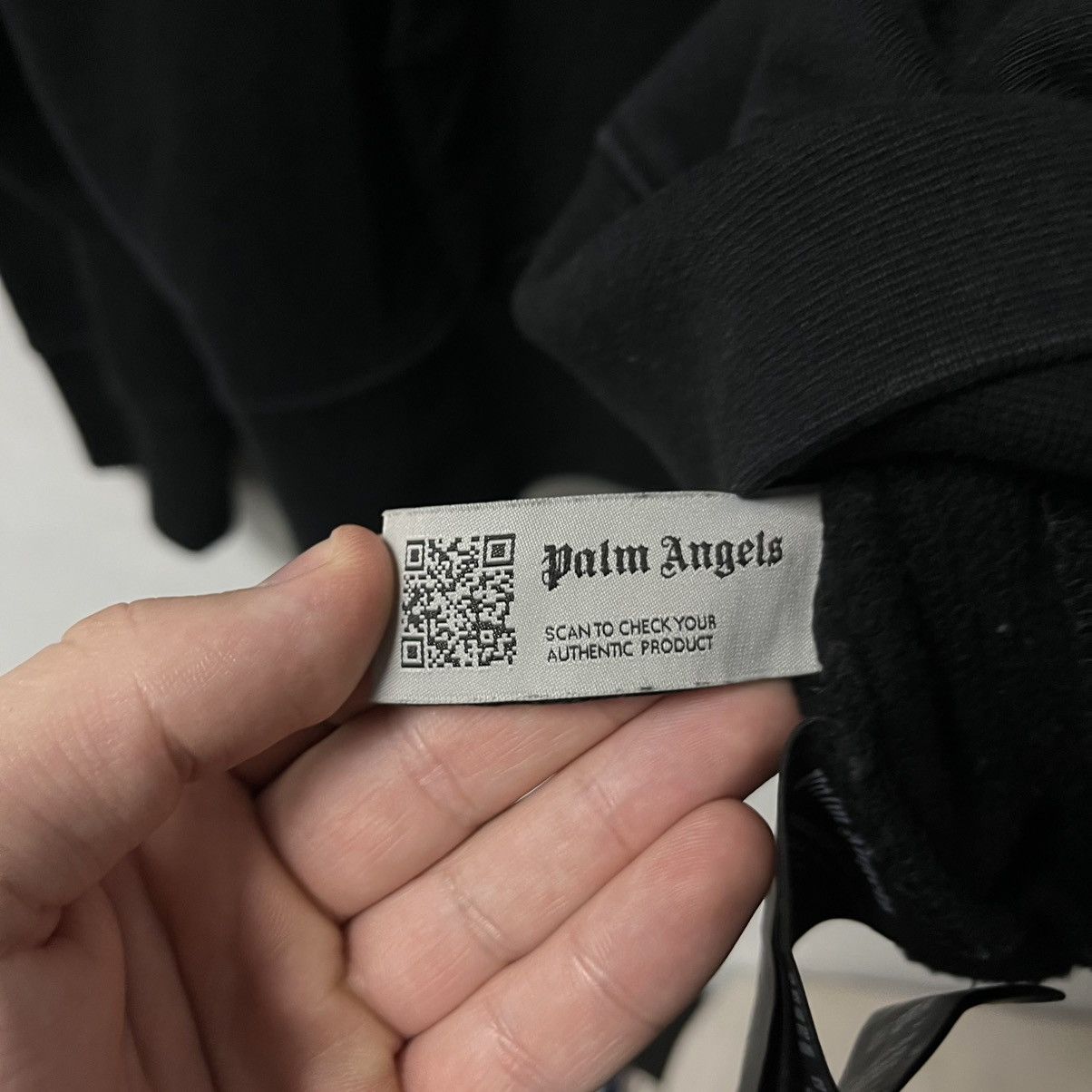 Palm Angels Palm Angels New York Sprayed Hoodie Size US L / EU 52-54 / 3 - 13 Thumbnail