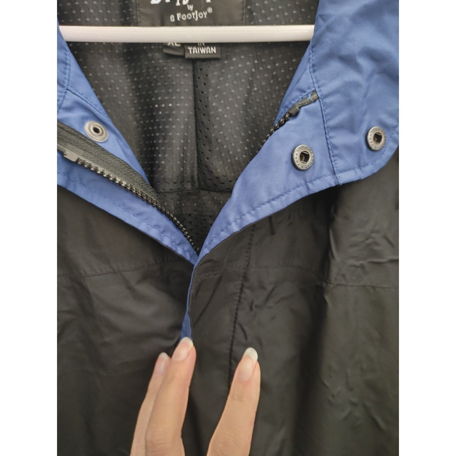 Footjoy DryJoys by Footjoy Men's Wind Jacket Golf Black Blue XL Size US XL / EU 56 / 4 - 4 Thumbnail
