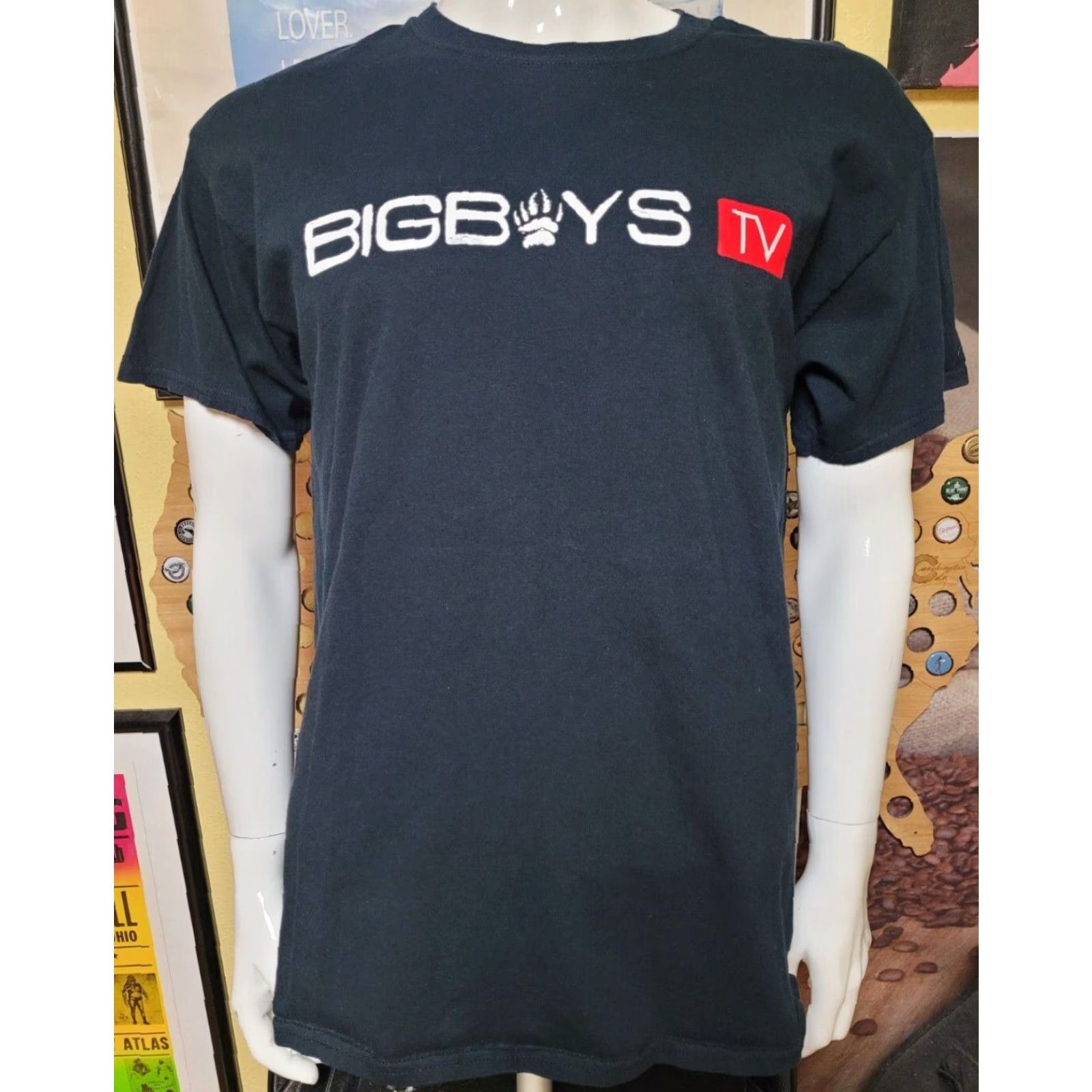 Vintage Big Boys TV T Shirt Michigan Hunting Shirt L Mens Black Cotton Logo Short Sleeve Crew Neck 100% بع Size US L / EU 52-54 / 3 - 2 Thumbnail
