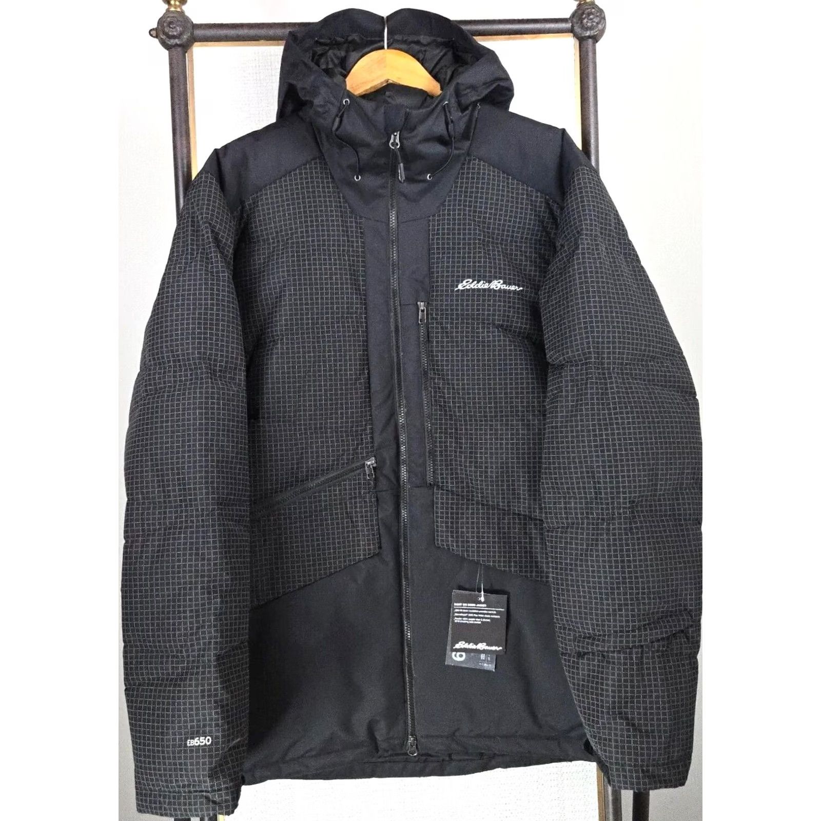 Eddie Bauer VINTAGE Eddie Bauer 650 Goose Down Reflective Hooded Jacket Mens XL Black Graph Check Down Jacket Size US XL / EU 56 / 4 - 2 Thumbnail