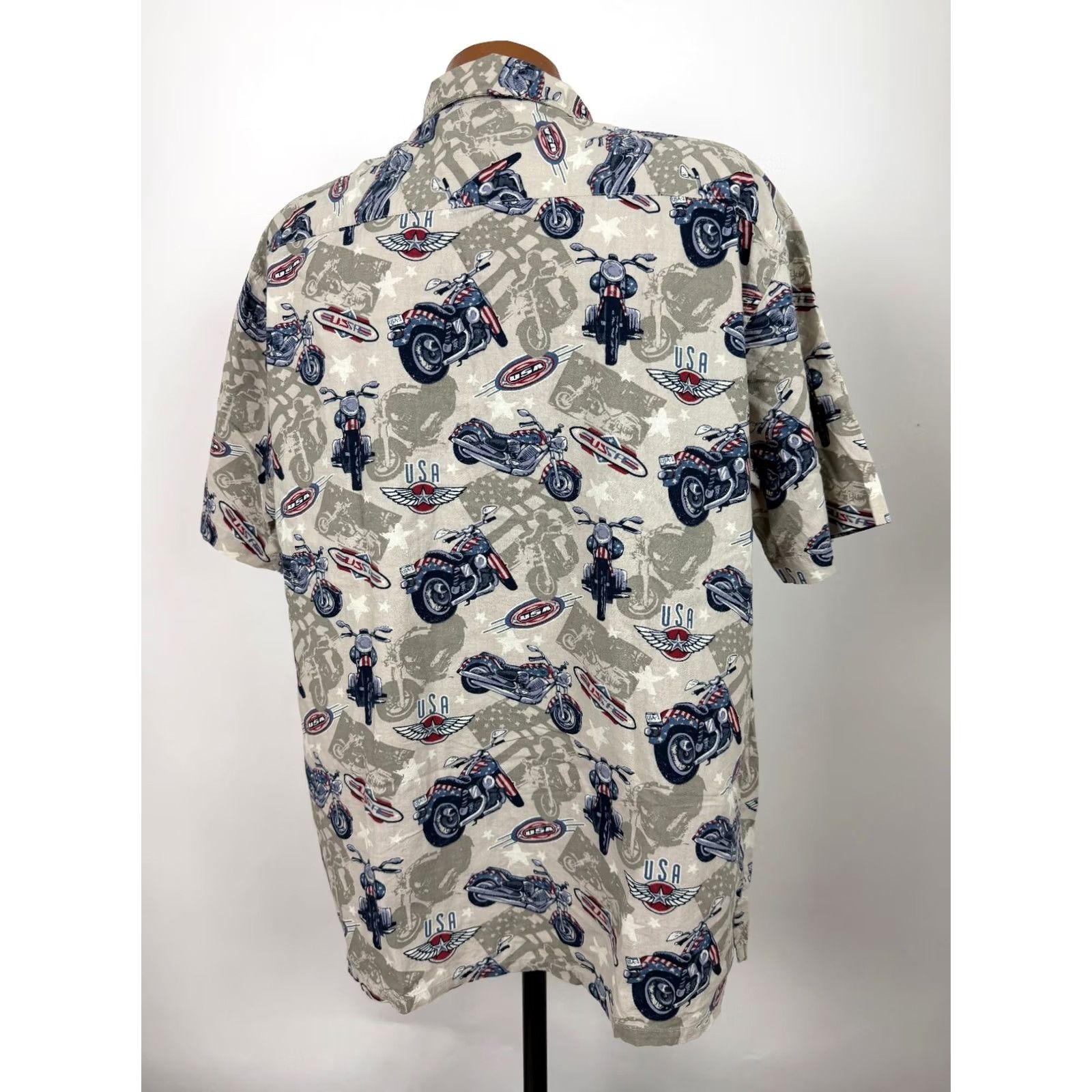 Croft & Barrow VINTAGE Croft & Barrow Motorcycle Shirt Men L Beige Short Sleeve Button-Up 90s Biker American Flag Casual Vintage 90s Men L Shirts Size US L / EU 52-54 / 3 - 7 Thumbnail