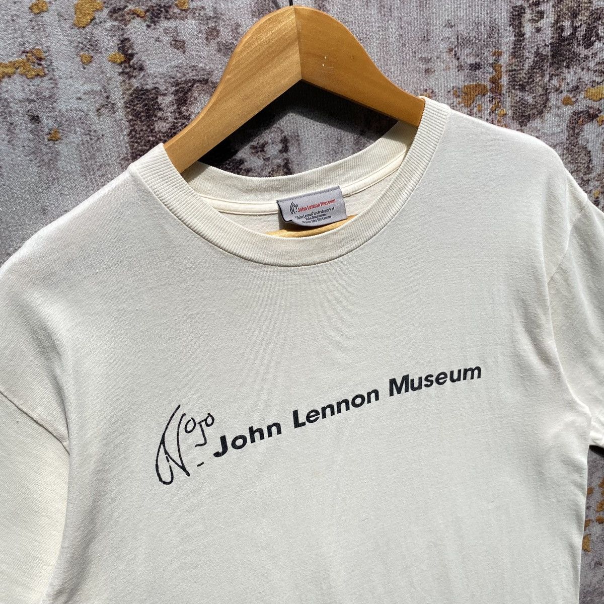 Arts & Science Vintage 2000s John Lennon Museum Shirt Yoko Ono Lennon Size US M / EU 48-50 / 2 - 5 Thumbnail