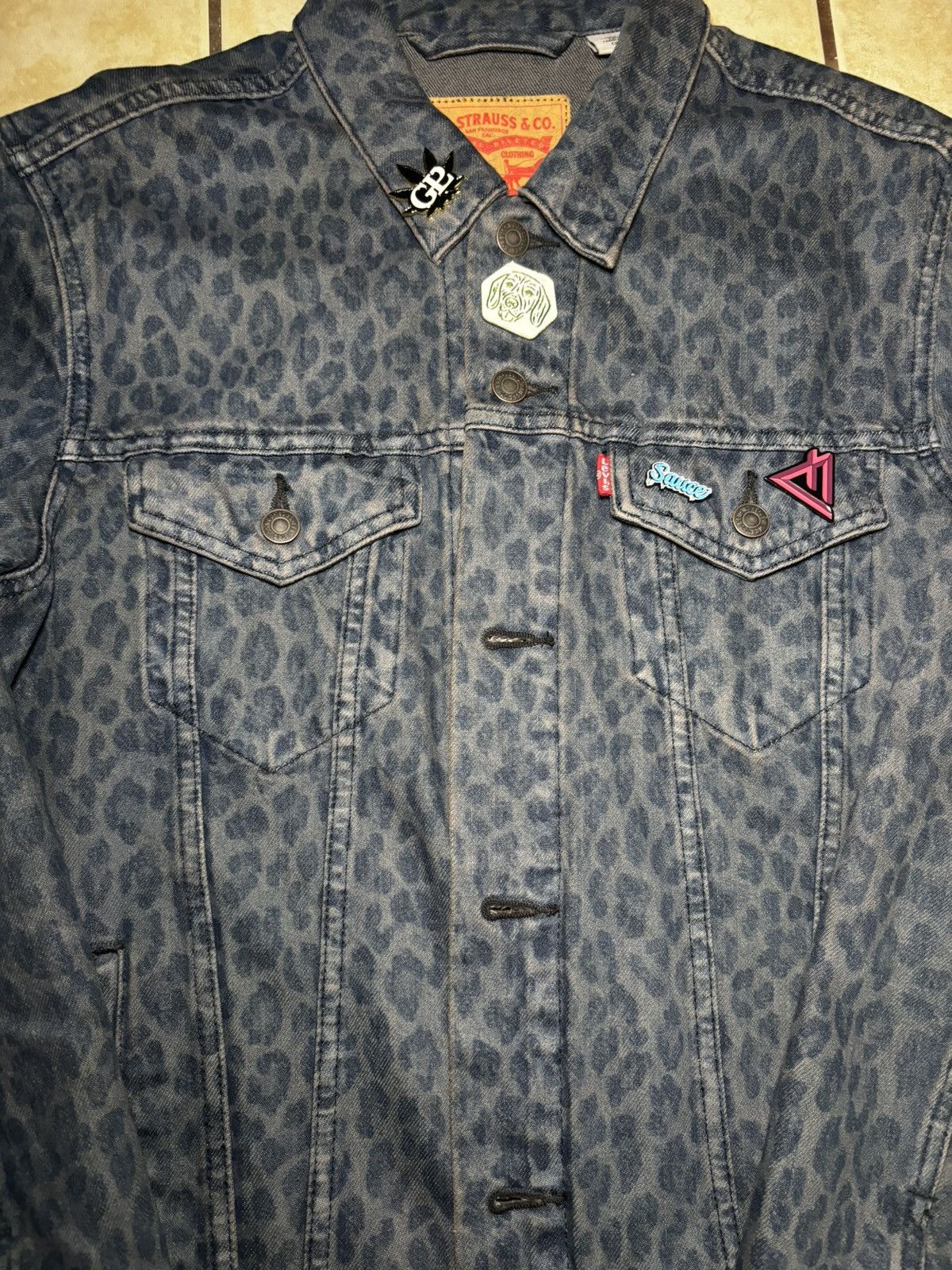 Levi's Levi's denim jacket with leopard print and patches Size US M / EU 48-50 / 2 - 2 Thumbnail