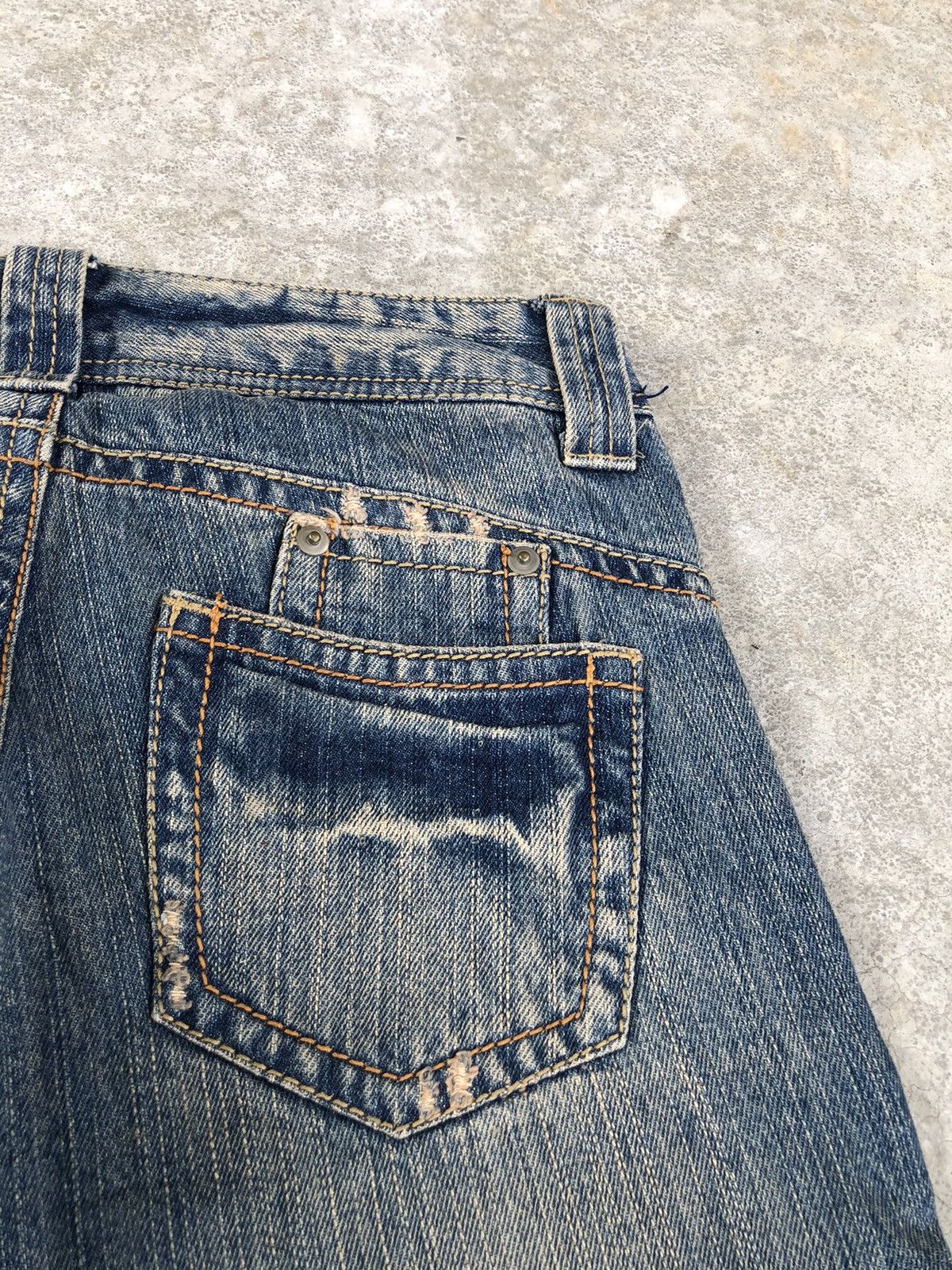 Japanese Brand × Le Grande Bleu (L.G.B.) Flared Jeans Jouer Aux Distressed Jeans Size US 27 - 17 Thumbnail