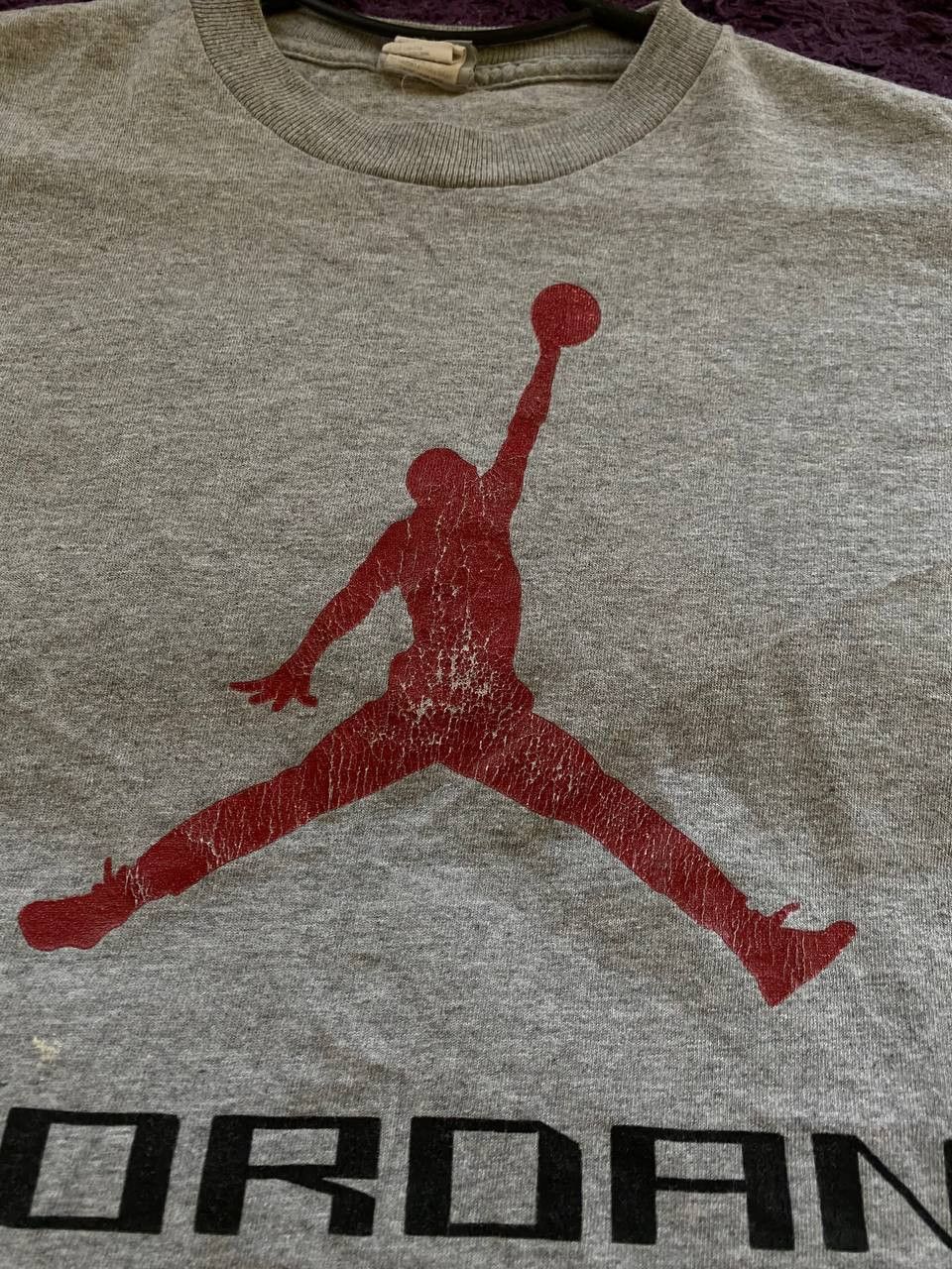 Jordan Brand × Nike × Vintage Vintage Nike Air Jordan gray T shirt Size US L / EU 52-54 / 3 - 2 Thumbnail