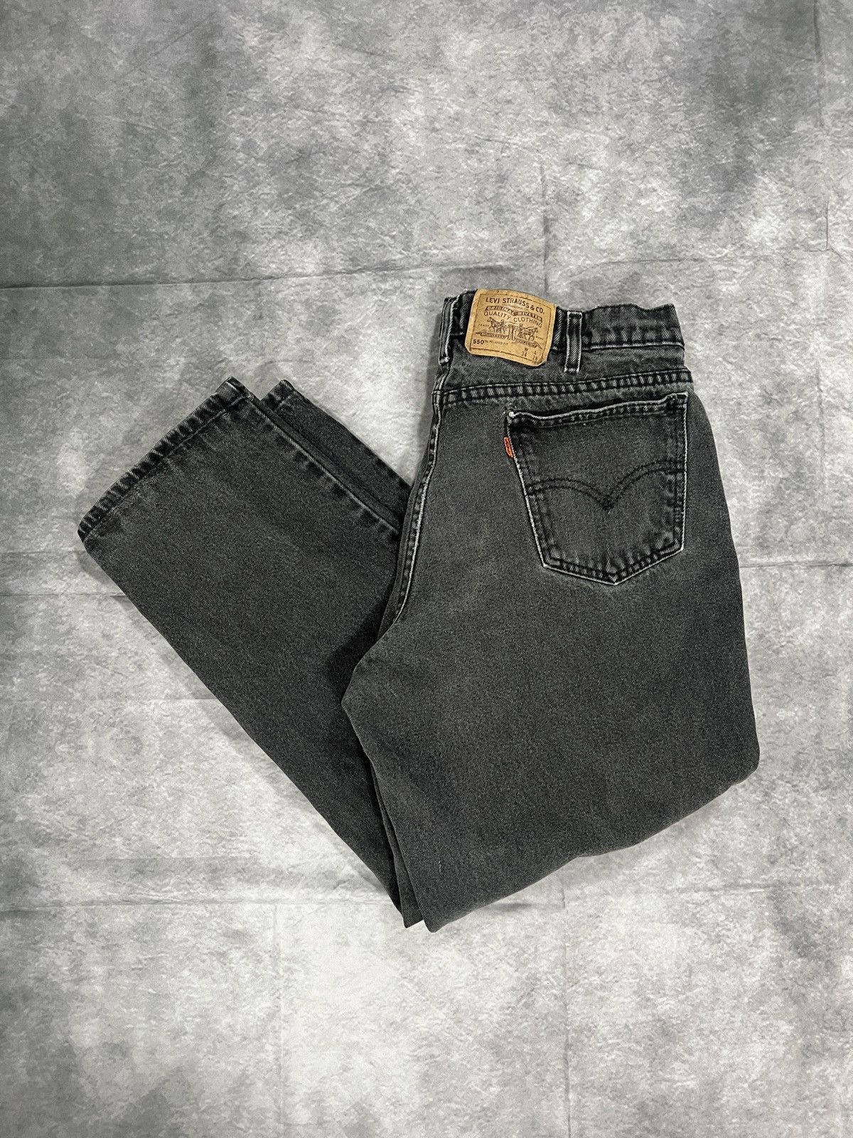 Levi's Levi’s 550 Black Denim Jeans Husky 34x28 Relaxed Fit Tapered Size US 34 / EU 50 - 3 Thumbnail