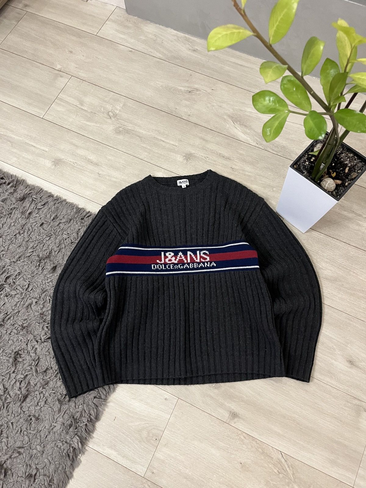 Dolce & Gabbana 🔥00'S DOLCE & GABBANA ARCHIVE CREAWNECK WOOL SWEATER DG Size US S / EU 44-46 / 1 - 5 Thumbnail