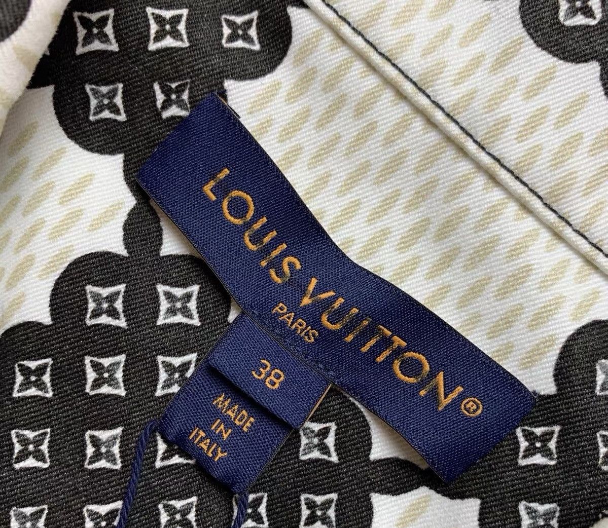 Louis Vuitton Louis Vuitton Women’s Bubble Damier Trucker Jacket Cotton Size XS / US 0-2 / IT 36-38 - 6 Thumbnail