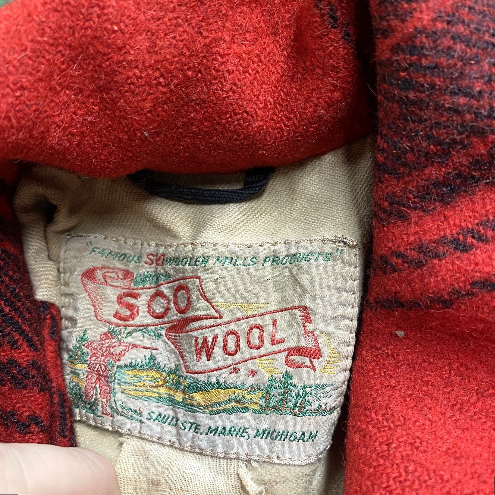Vintage VINTAGE 50S Heavy Wool Jacket Mens M Red Black Plaid Mackinaw Cruiser USA MADE Jacket Size US M / EU 48-50 / 2 - 4 Thumbnail
