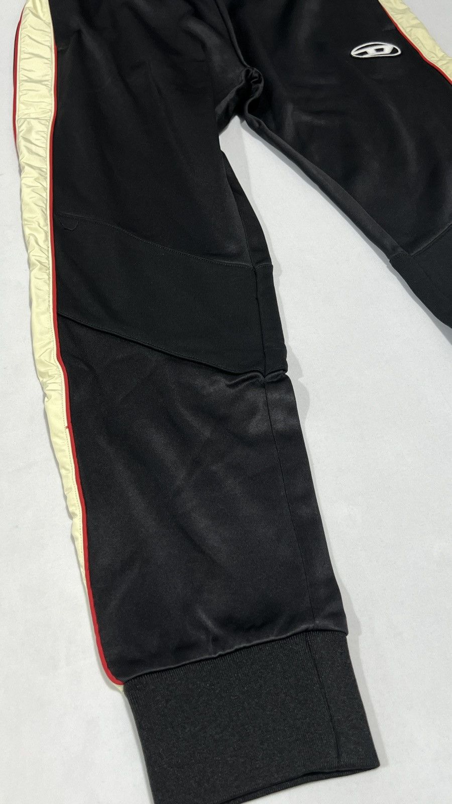 Diesel Diesel Sweatpants Black/Gold Size US 32 / EU 48 - 2 Thumbnail