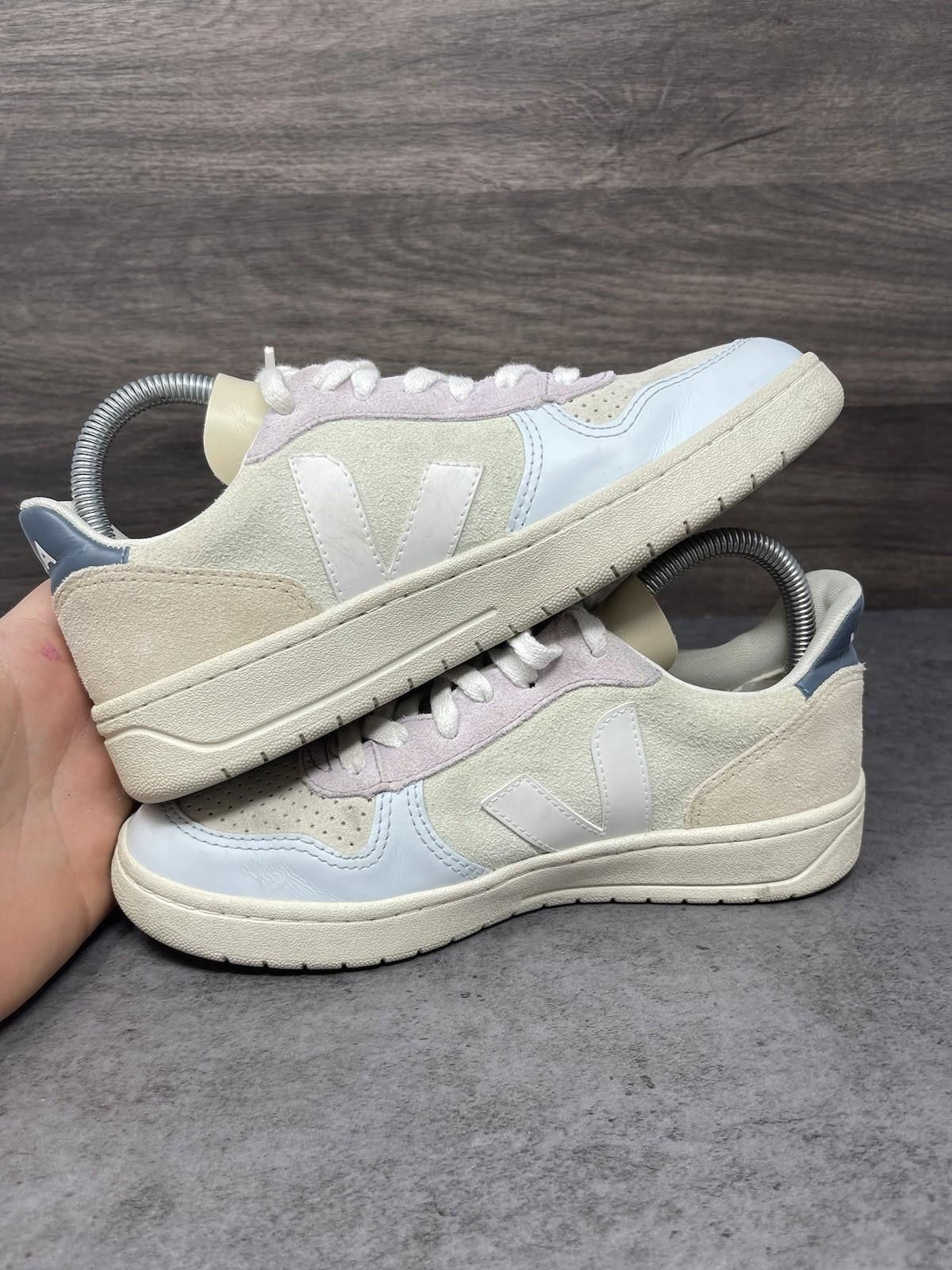 Veja Veja V 10 Sneakers Womens Size 6 Suede Jade White Multicolor Size US 6 / IT 36 - 7 Thumbnail