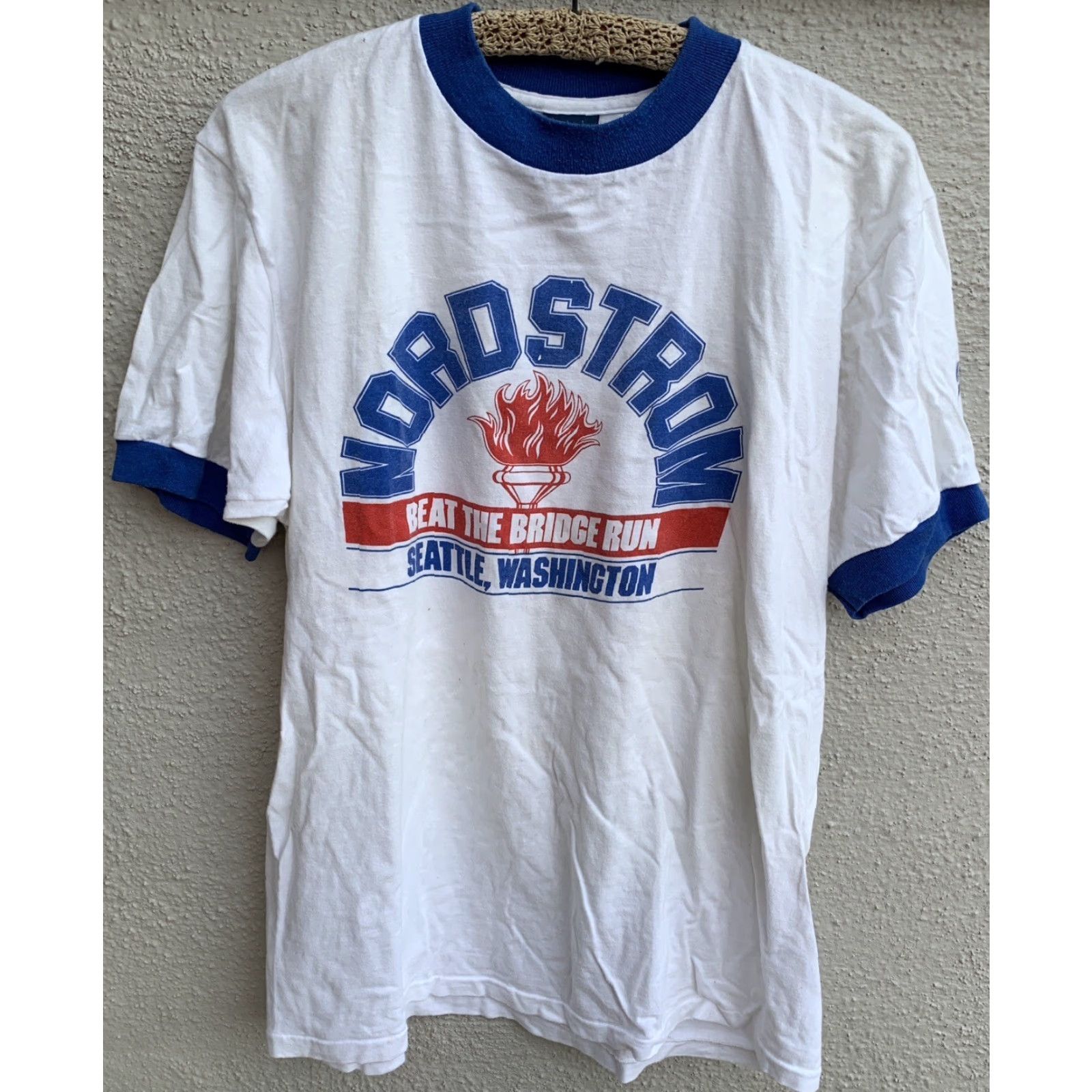 Nike VINTAGE Nike Nordstrom Beat The Bridge Run Seattle Ringer Tee T Shirt Size L Size US L / EU 52-54 / 3 - 3 Thumbnail