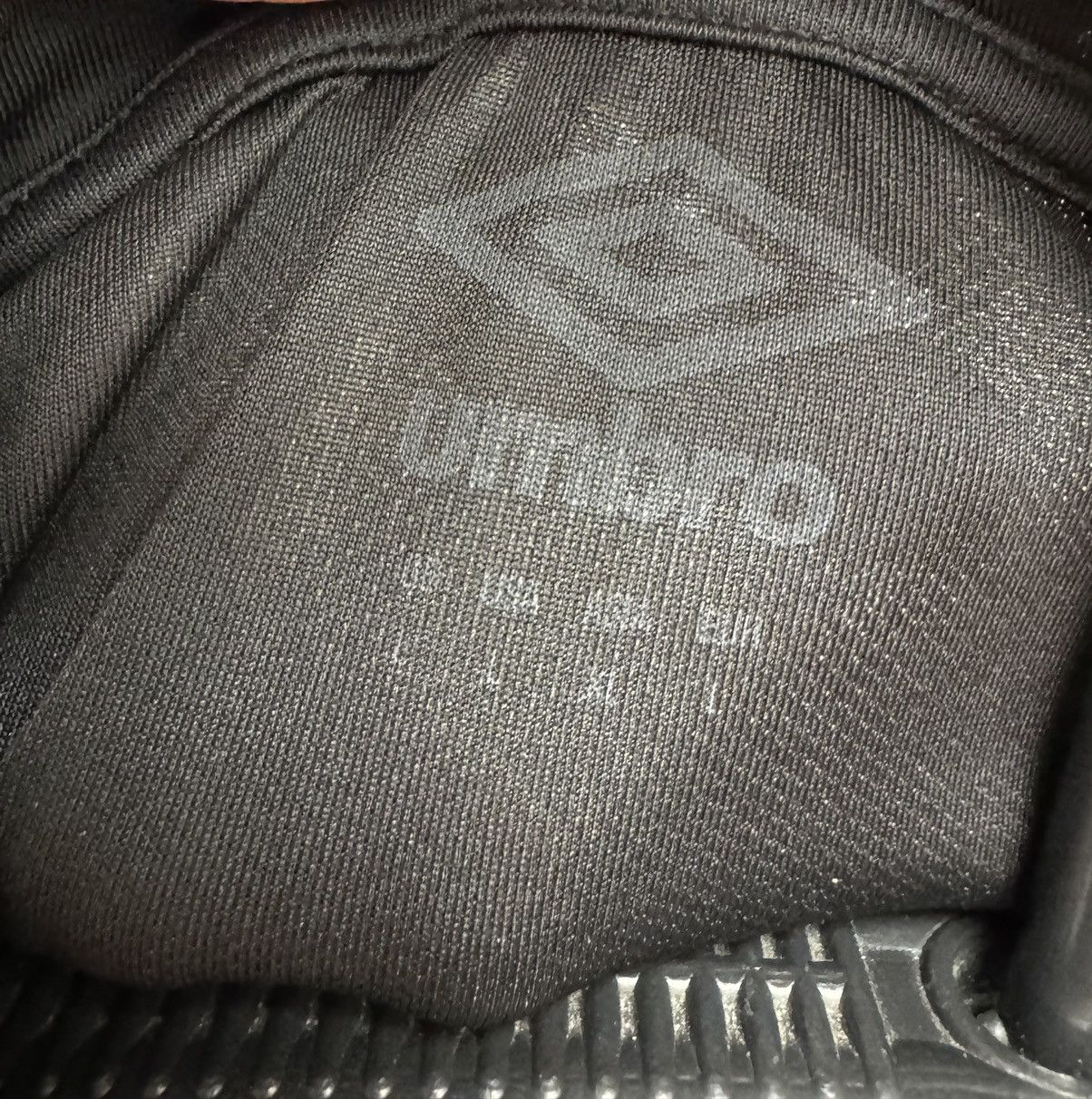 Umbro West Ham United umbro soccer jersey L monogram Size US L / EU 52-54 / 3 - 6 Thumbnail