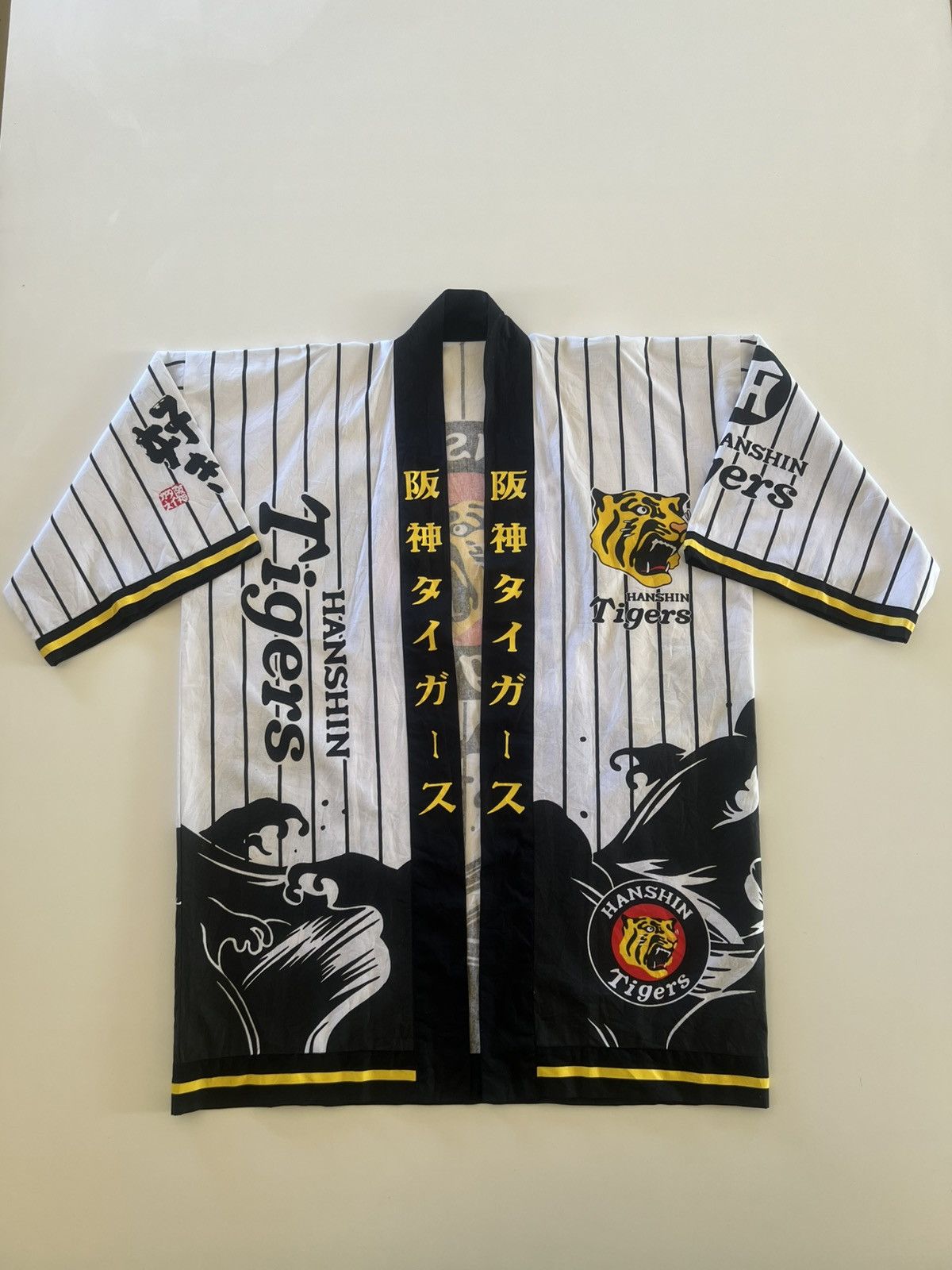 MLB Hanshin Tigers MLB Kimono Size US XL / EU 56 / 4 - 5 Thumbnail