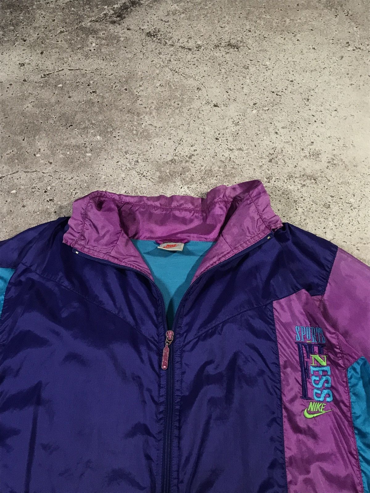 Nike Vintage 90s Nike Track Jacket Zip Men’s Embroiled Logo L Size US L / EU 52-54 / 3 - 4 Thumbnail