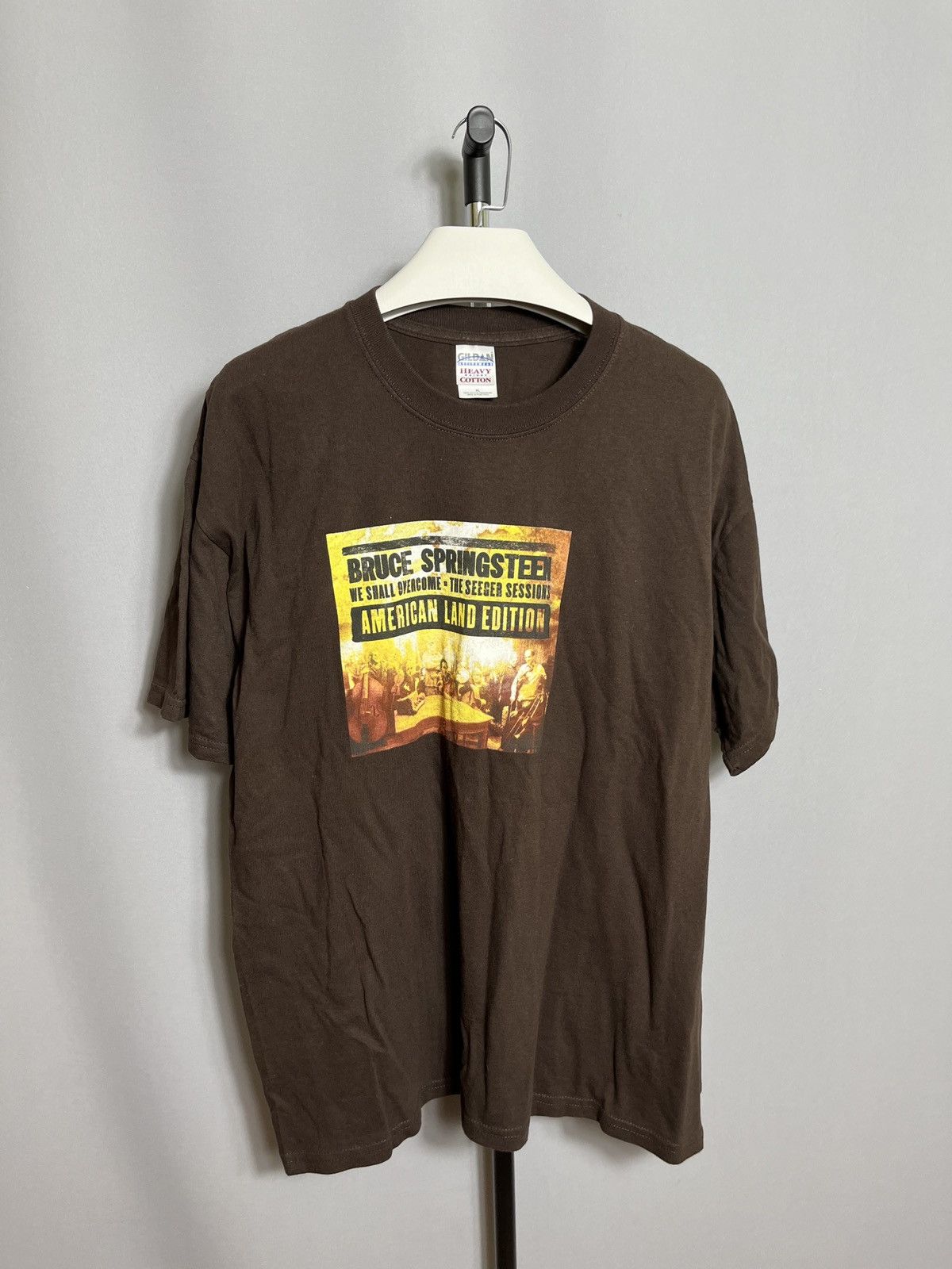Band Tees bruce springsteen the seeger sessions gildan 2006 brown Size US XL / EU 56 / 4 - 1 Thumbnail