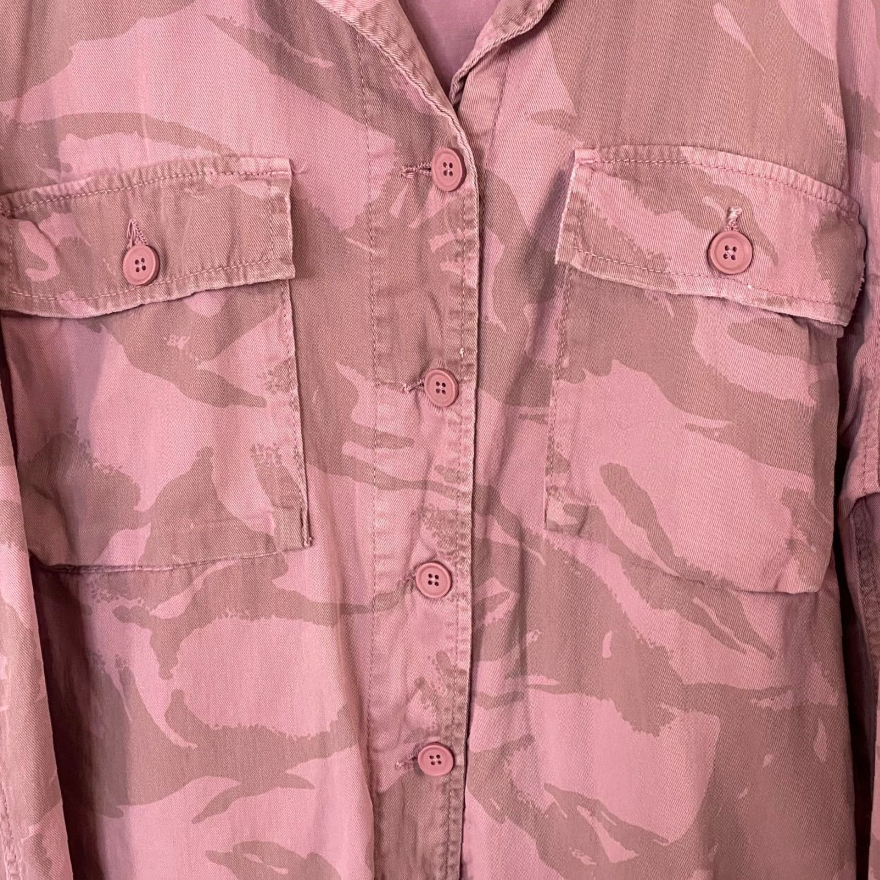 Topshop Topshop Camouflage Button Front Shacket Womens 10 Pink Camo Long-Sleeve Jacket Size L / US 10 / IT 46 - 6 Thumbnail