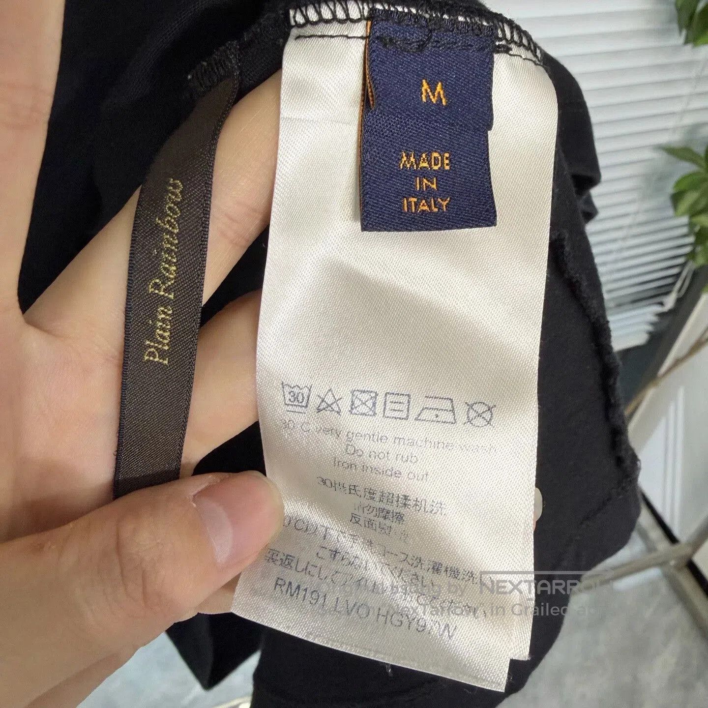 Louis Vuitton lv short sleeve tee with logo print. Size US M / EU 48-50 / 2 - 4 Thumbnail