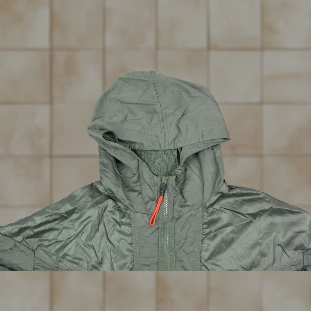 Nike Nike Jacket Womens S Green Full Zip Hooded Lightweight Softshell 90s Sports Casual Activewear Running Hoodie Size S / US 4 / IT 40 - 1 Thumbnail