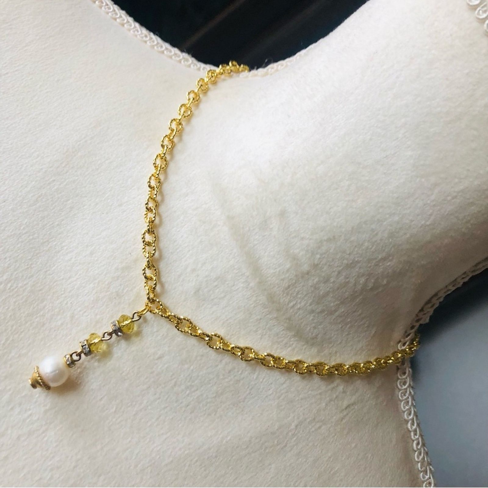 Handmade Hand crafted genuine pearl pendant necklace Size ONE SIZE - 1 Thumbnail