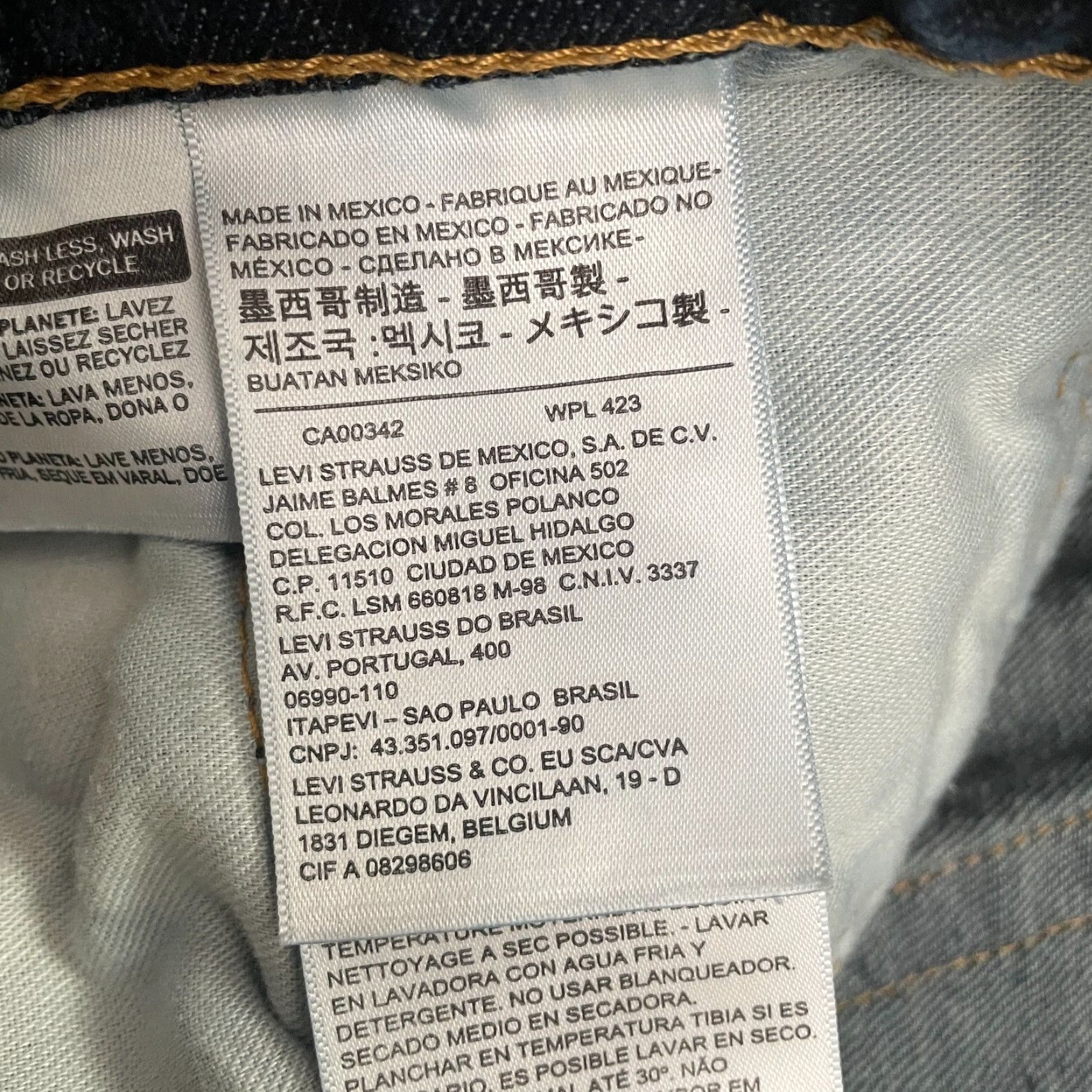 Levi's Levi's 541 Athletic Tapered Fit Jeans Mens 48x27 Blue Dark Wash 5-Pocket TA LEVI'S USA Classic Denim Cassette? Size US 32 / EU 48 - 7 Thumbnail