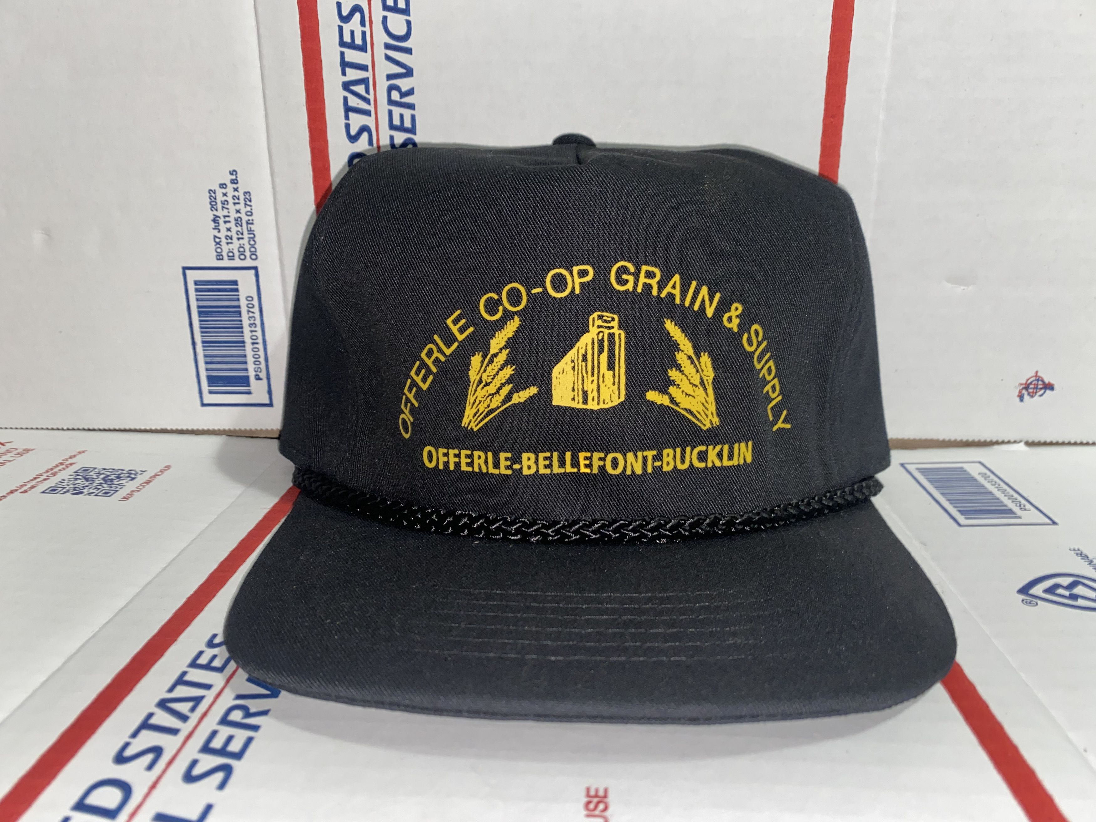Vintage vtg Offerle CO-OP Grain Supply Trucker Hat Earflap Cap Farm Size ONE SIZE - 1 Thumbnail