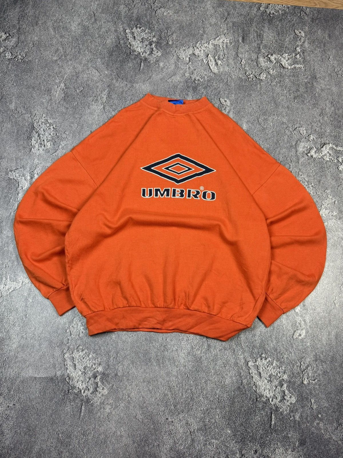 Umbro Vintage 90s Umbro Orange Crewneck Boxy Fit Spell Out Sweat Size US XXL / EU 58 / 5 - 2 Thumbnail