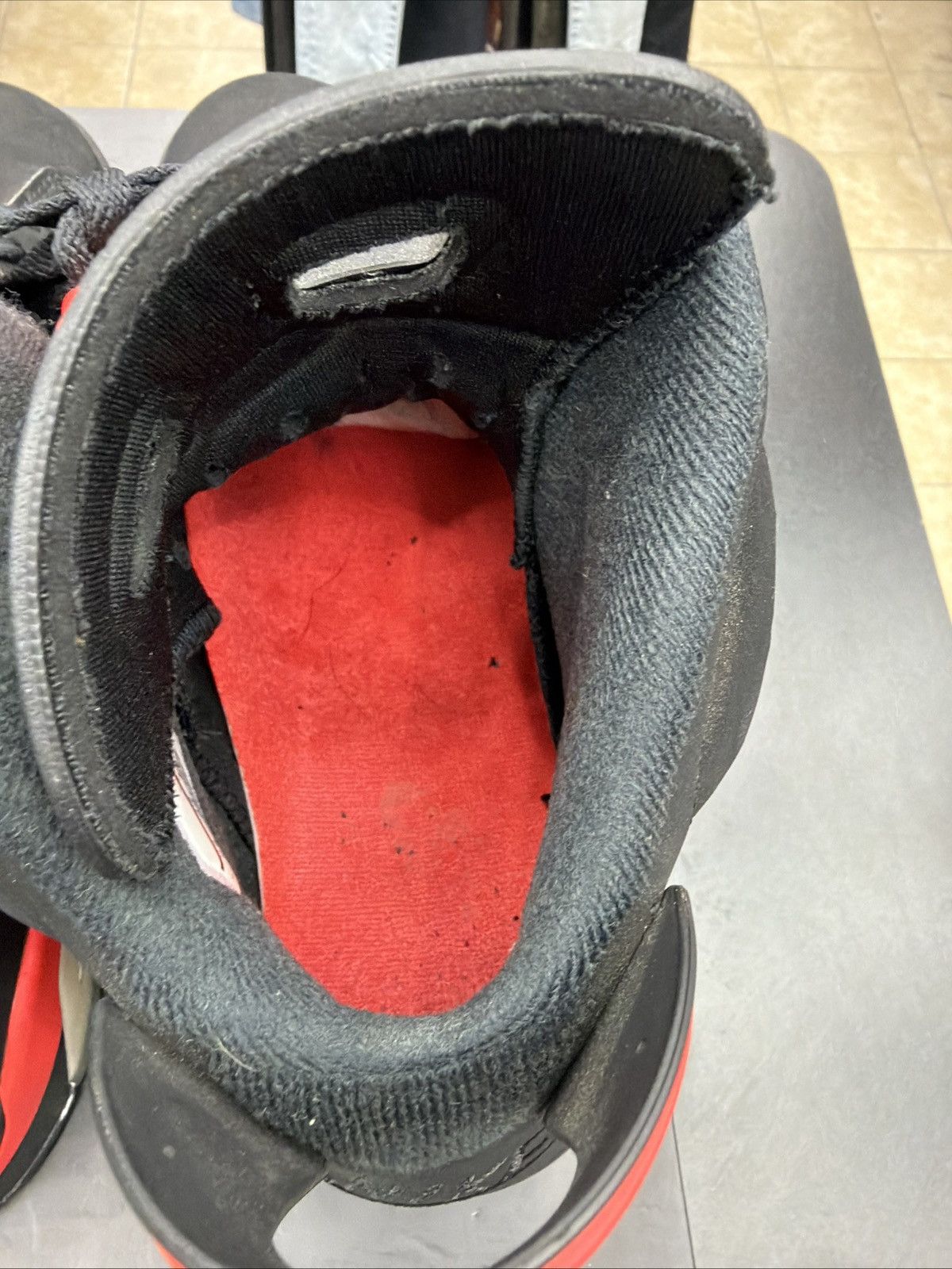 Jordan Brand Air Jordan 6 Retro Black Infrared 2019 Men's Size 9.5 OG All Size US 9.5 / EU 42-43 - 22 Thumbnail