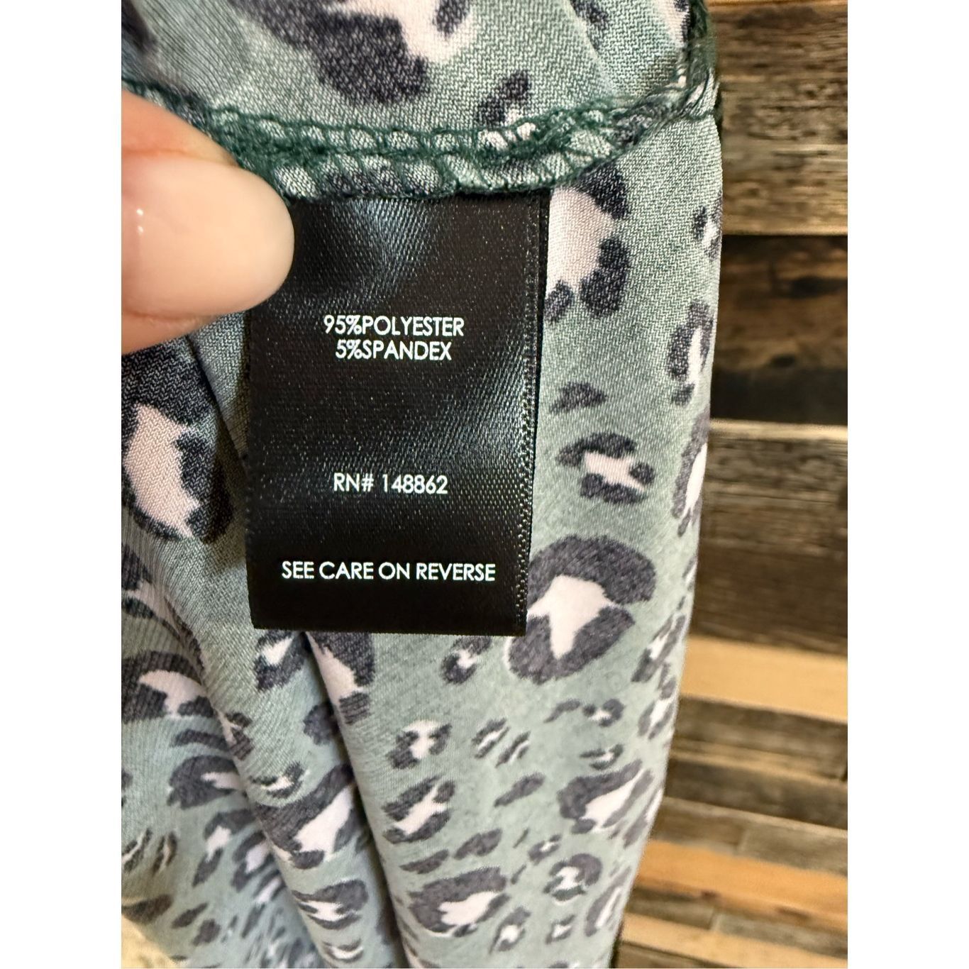 Other TORRID NWT GREEN LEOPARD STUDIO KNIT TIE FRONT HI-LOW DRESS Size 4XL / US 24-26 - 5 Thumbnail