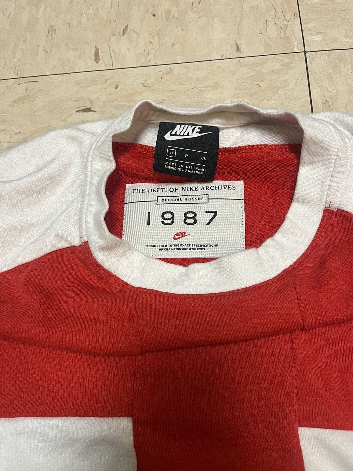 Nike Nike Archives 1980s Crew Sweatshirt Size US S / EU 44-46 / 1 - 4 Thumbnail