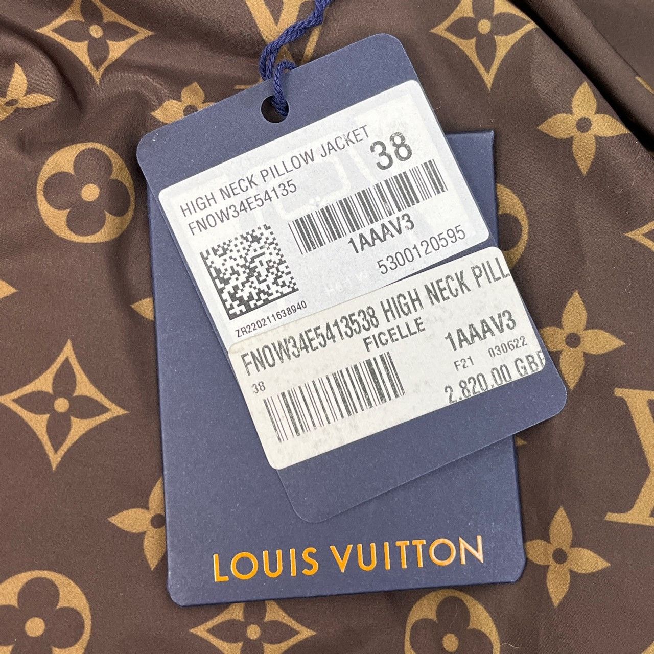 Louis Vuitton Louis Vuitton Brown classic leather logo button down jacket Size US S / EU 44-46 / 1 - 7 Thumbnail