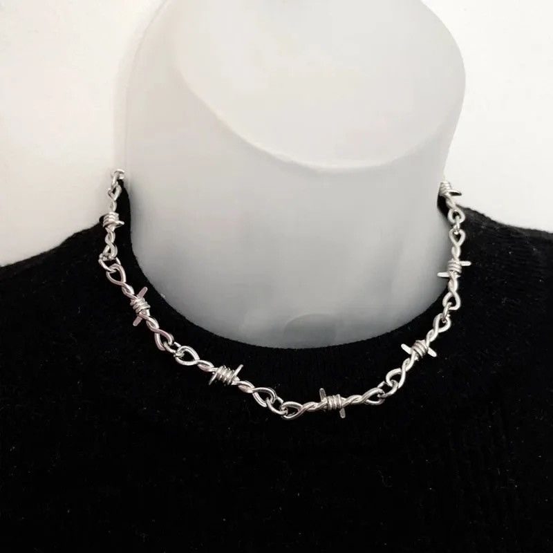 Jewelry × Vintage Necklace Wire Size ONE SIZE - 1 Thumbnail