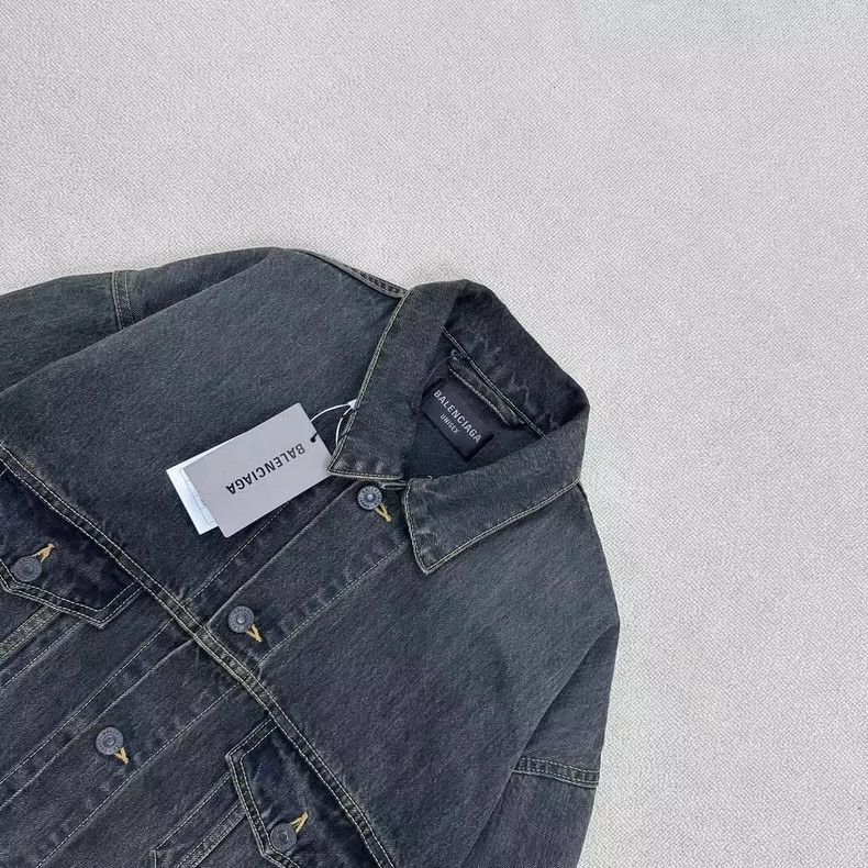 Balenciaga Balenciaga Graffiti Logo Denim Jacket XS-2505 Size US XS / EU 42 / 0 - 3 Thumbnail