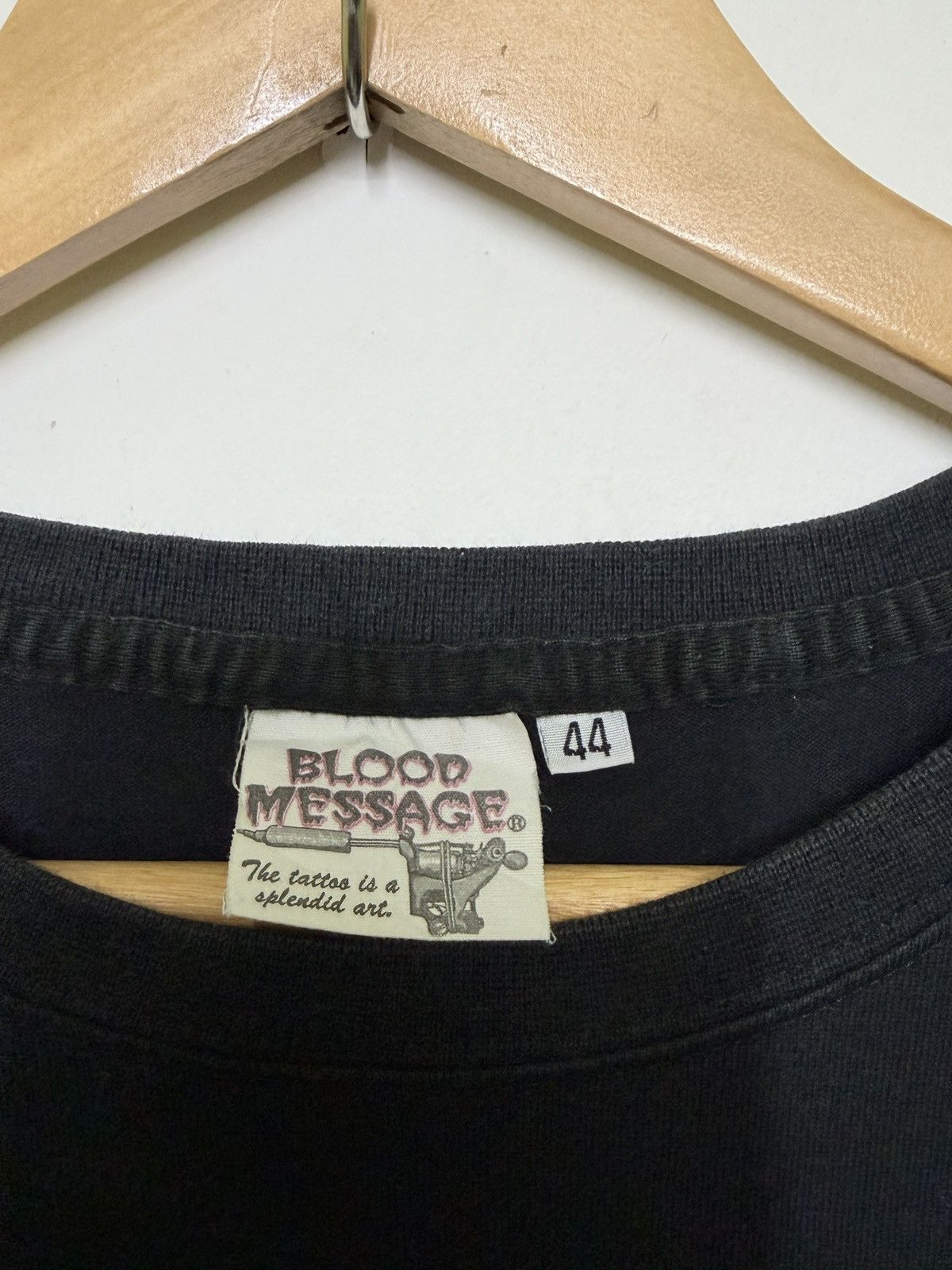Vintage Vintage Blood Message Swallow Tattoo Graphic Tee Japan Size US S / EU 44-46 / 1 - 9 Thumbnail
