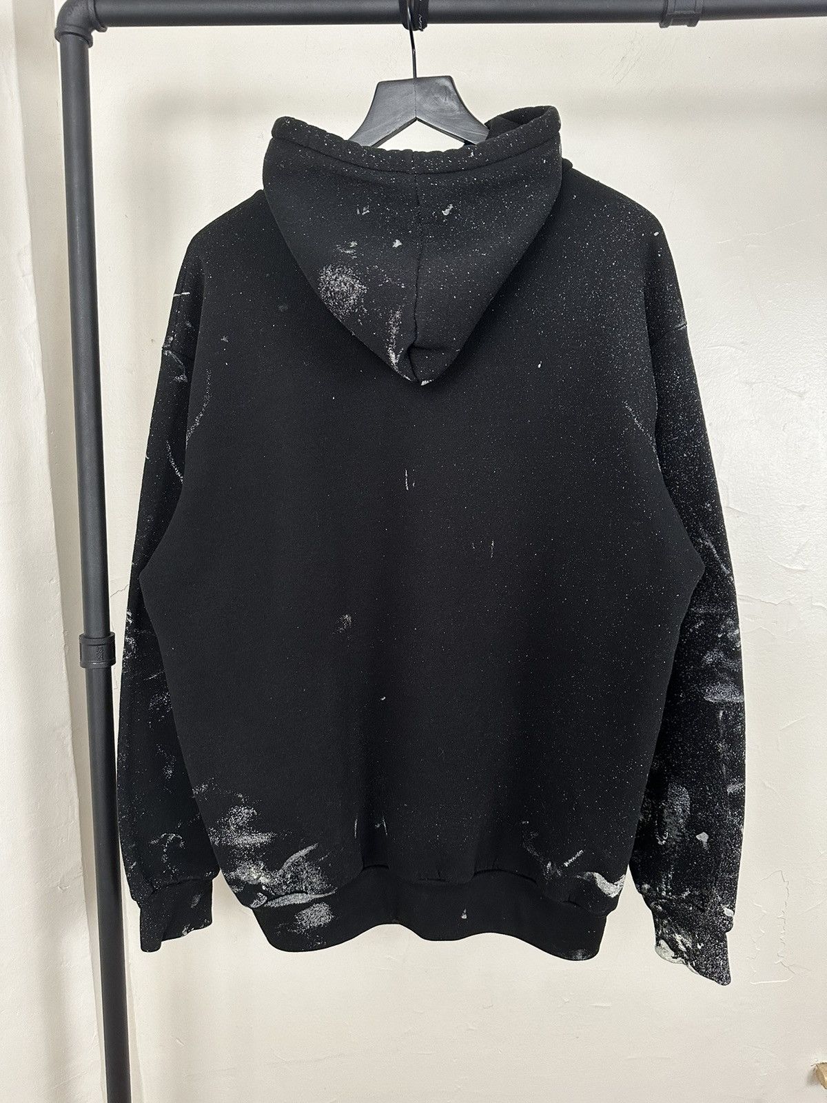 Vintage (XL) PAINT THRASHED Black Vintage Hoodie Size US XL / EU 56 / 4 - 6 Thumbnail